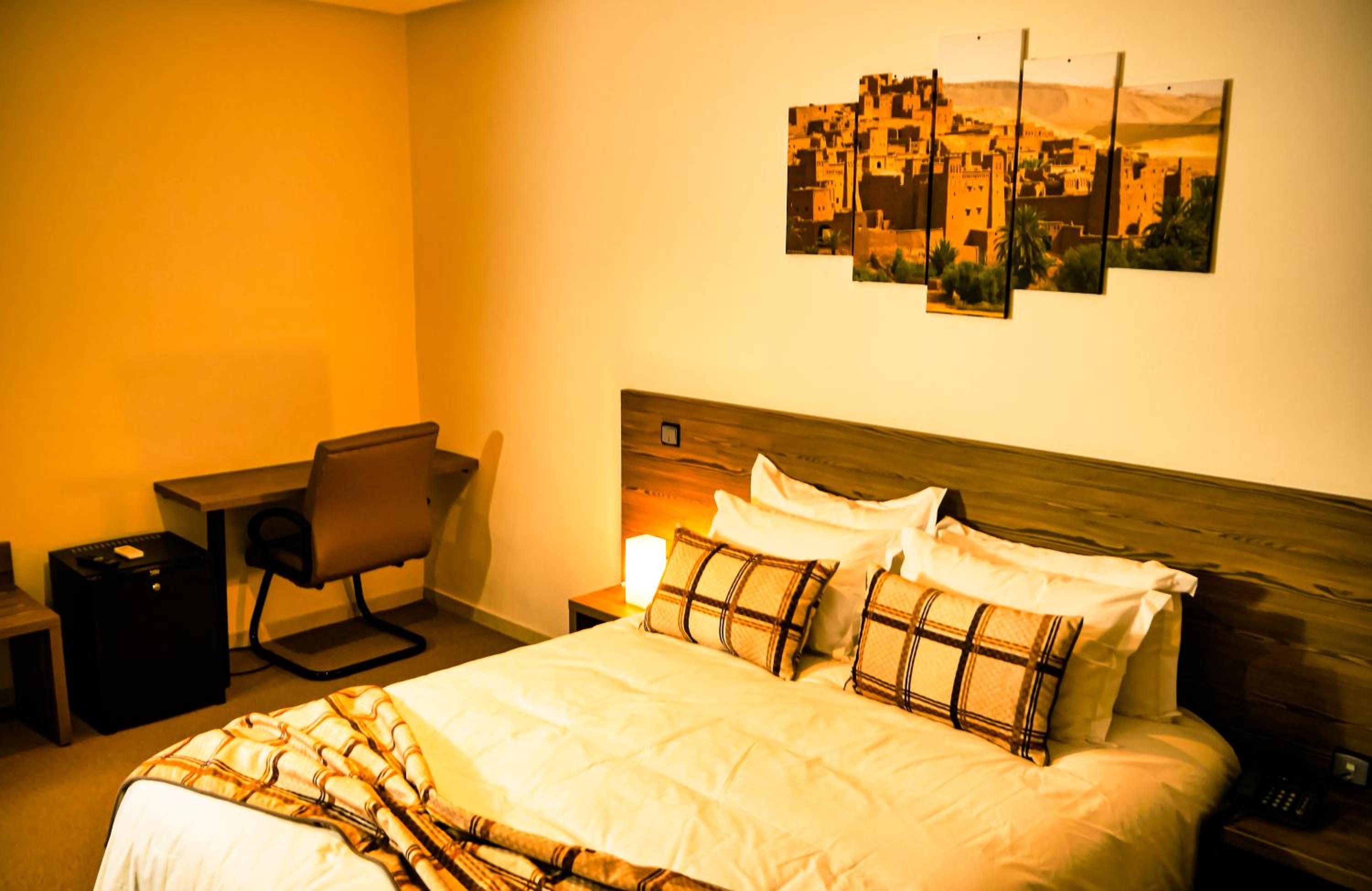 Double Room - Photo 9