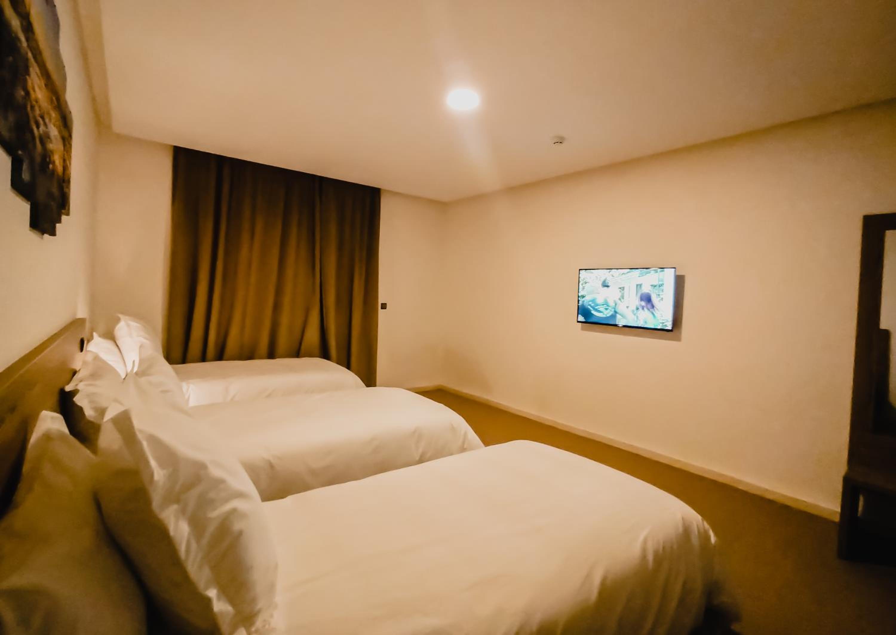Basic Triple Room - Photo 2