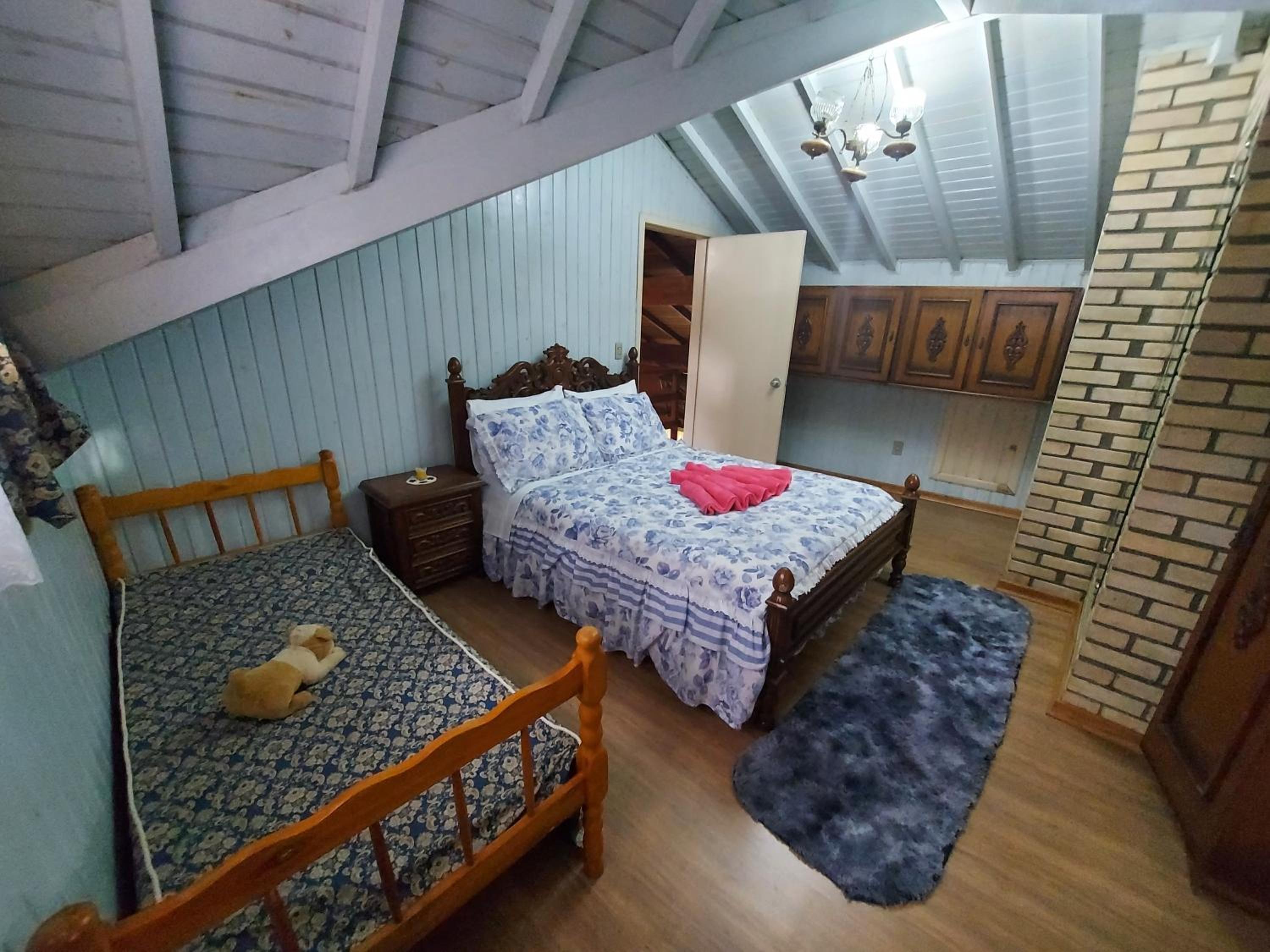 Triple Room with Bathroom - Photo 13
