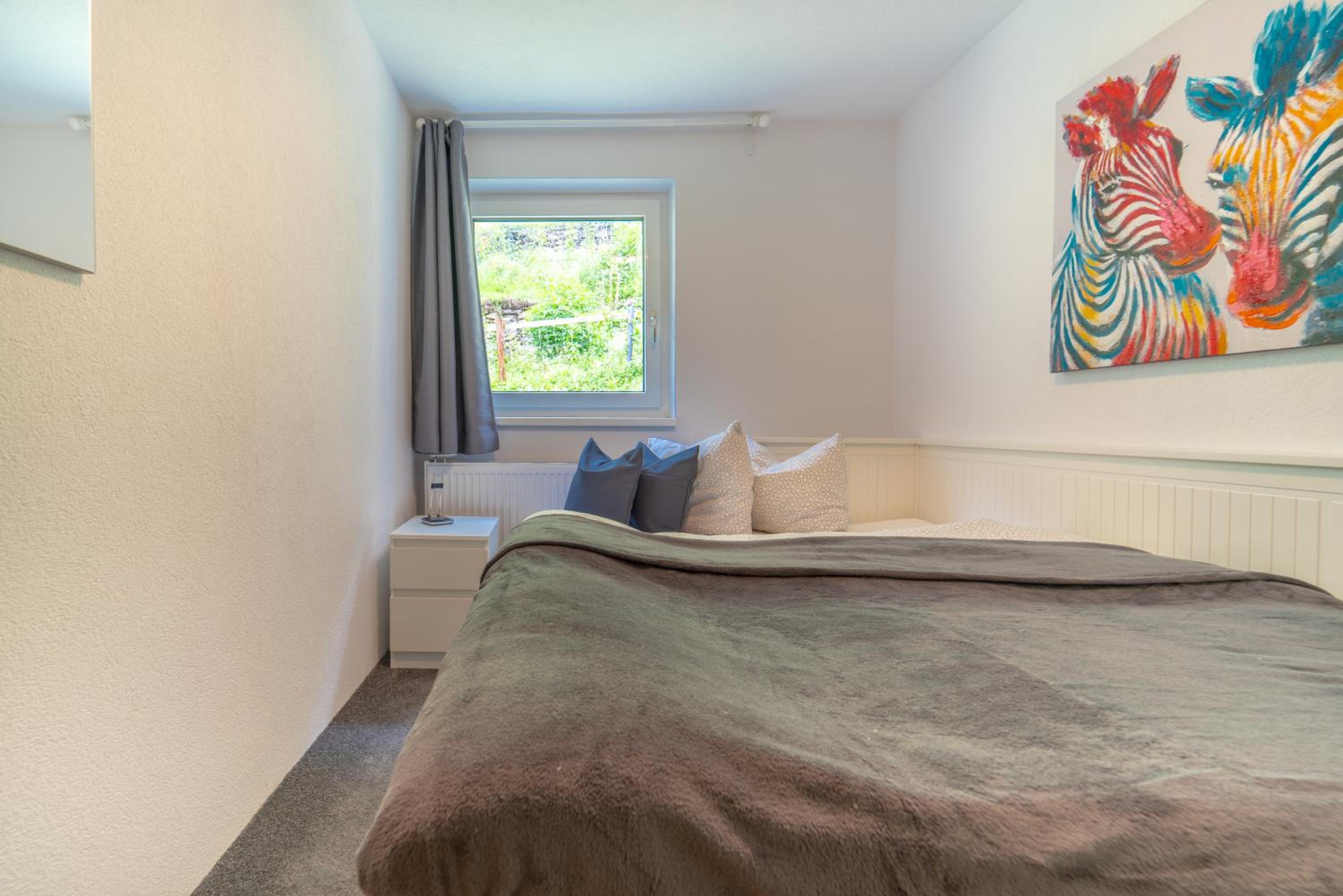Apartment with 3 bedrooms and balcony photo 2