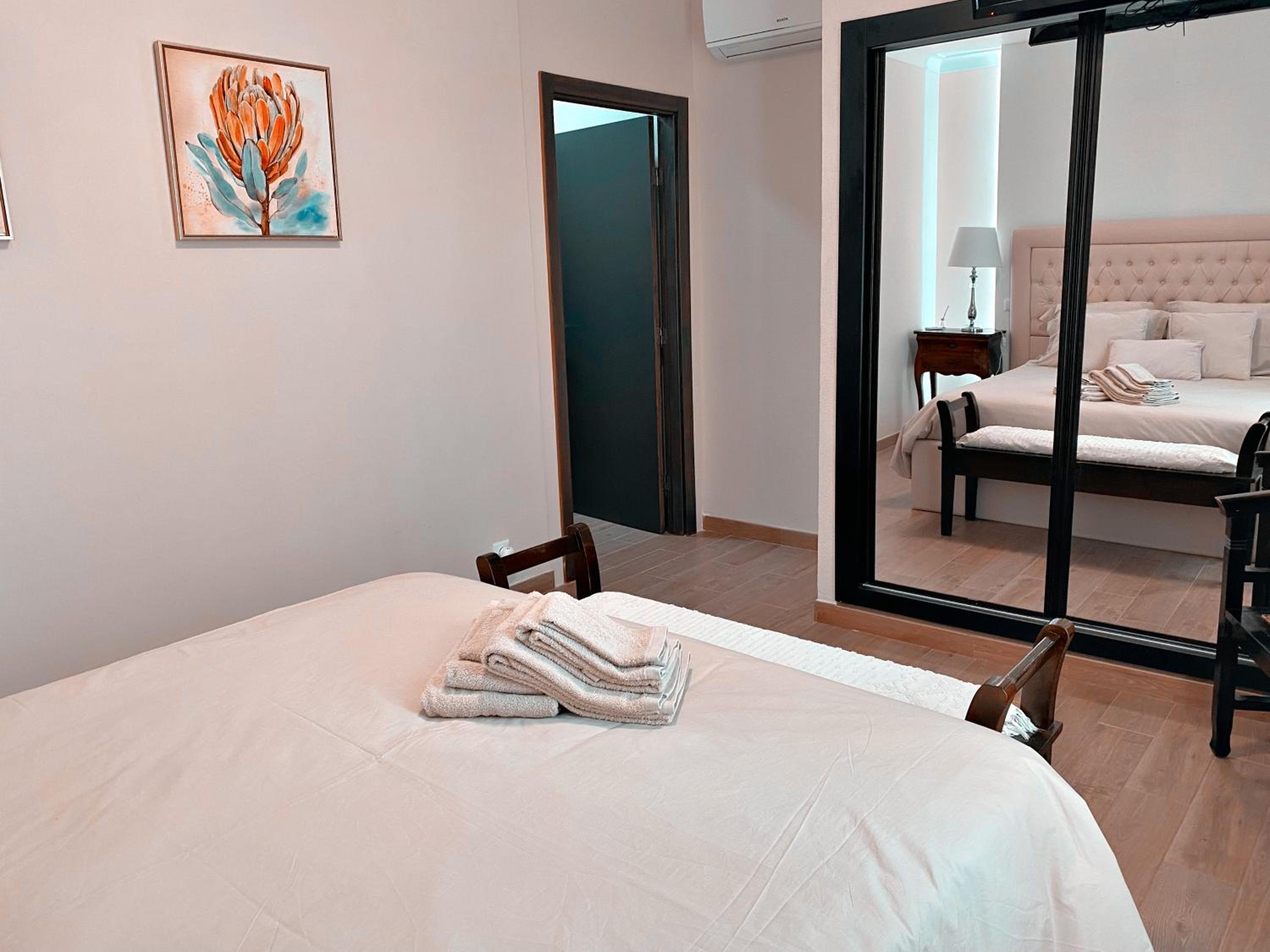 Three-Bedroom Villa - Photo 32