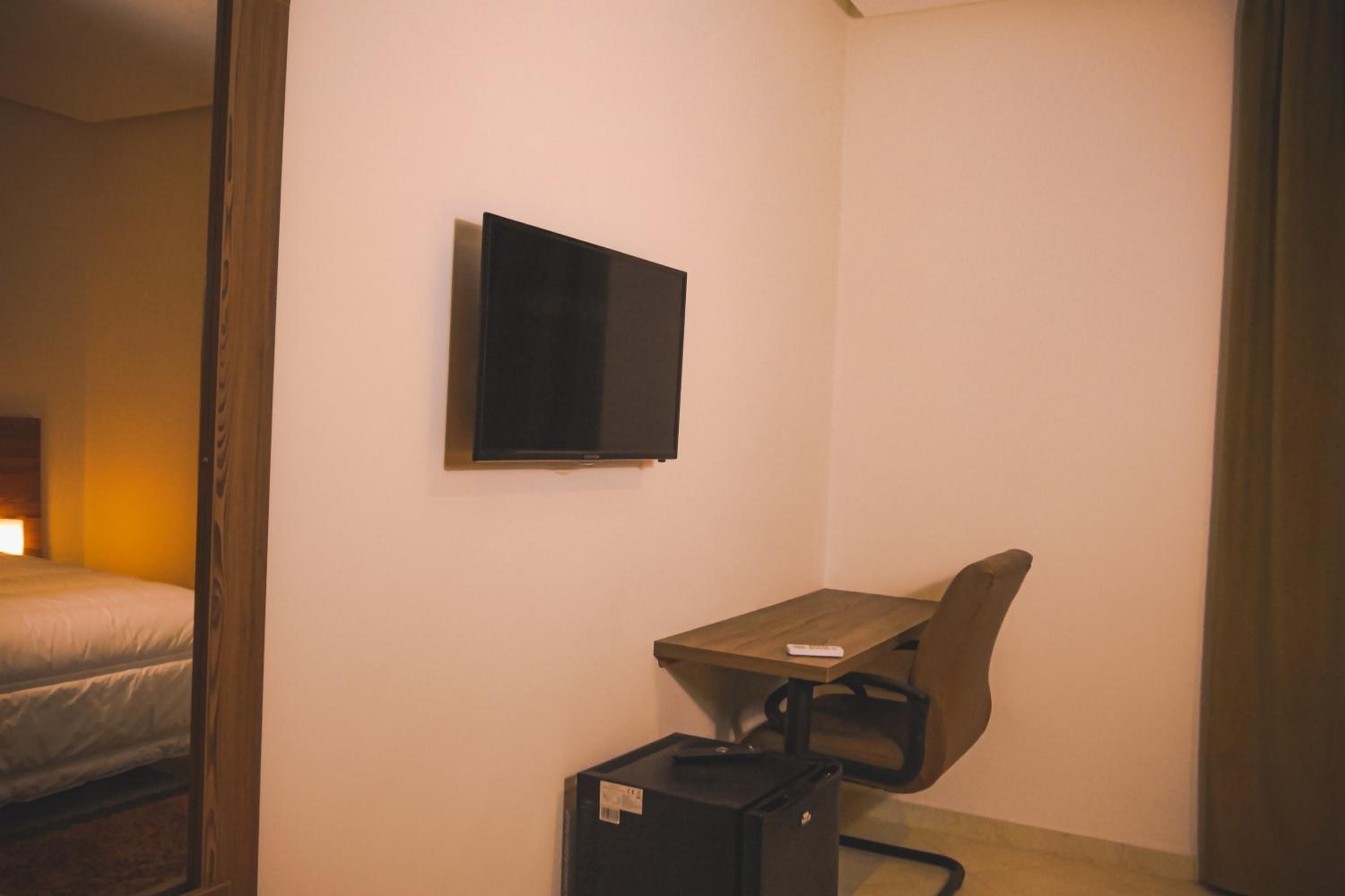 Double Room - Photo 2