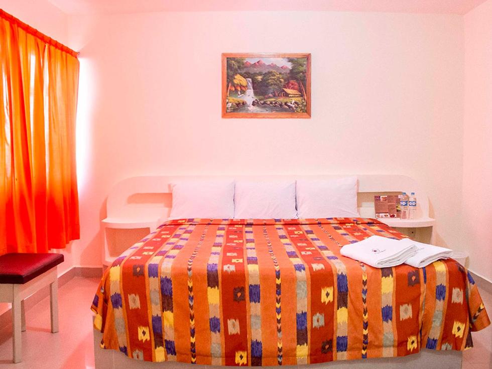 Standard King Room photo 1