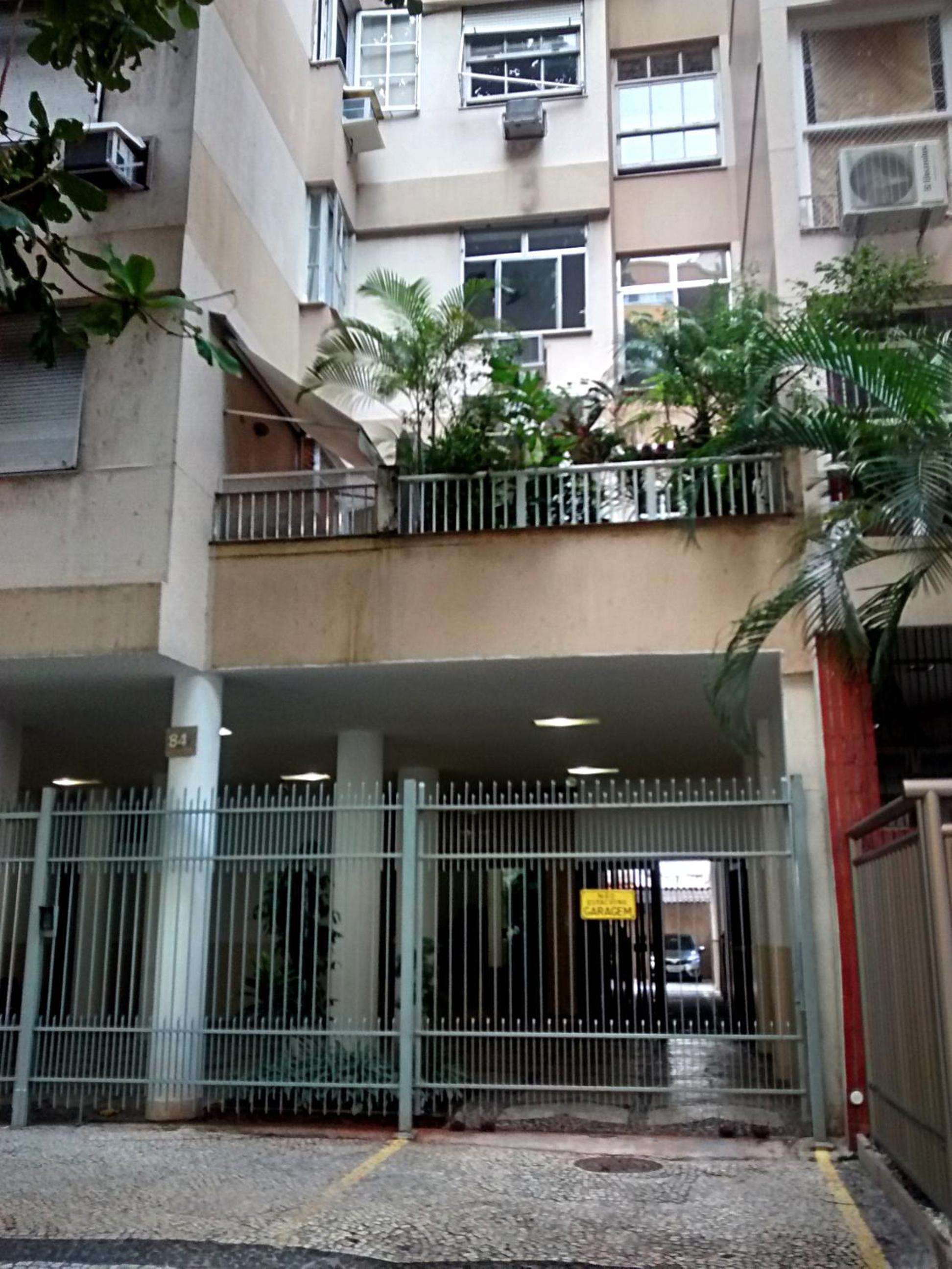 One-Bedroom Apartment - Photo 27