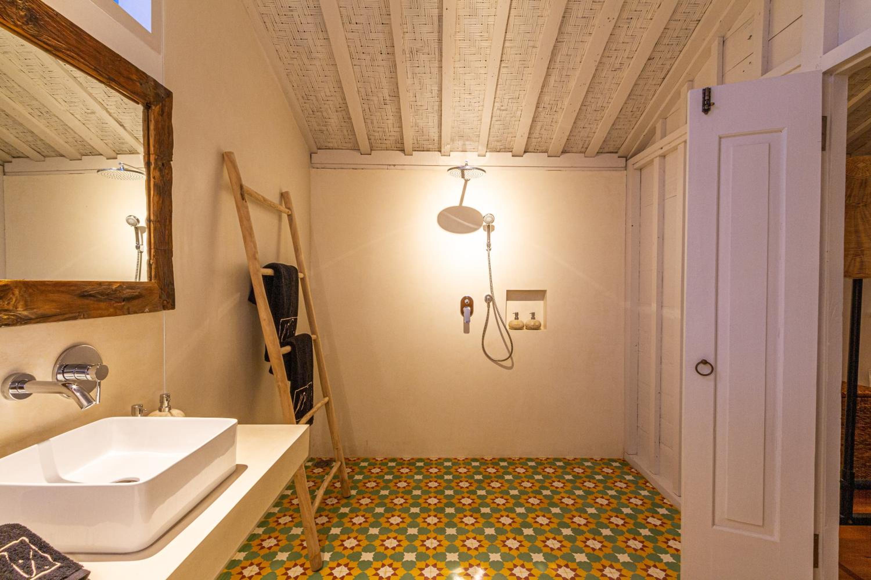 Villa - Photo 24