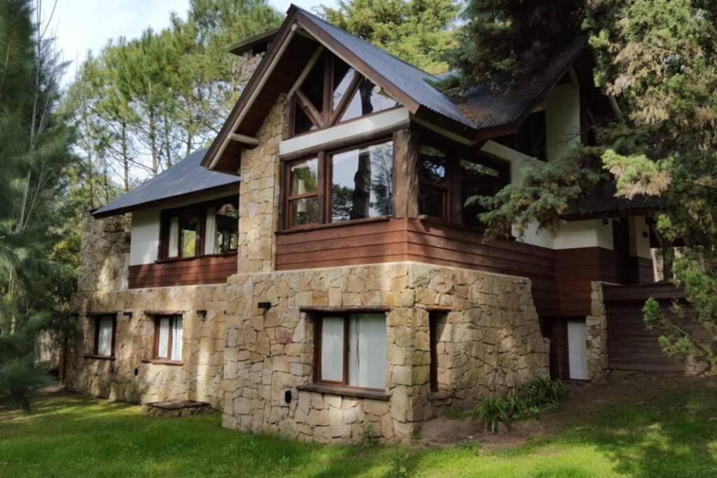 Four-Bedroom House photo 2