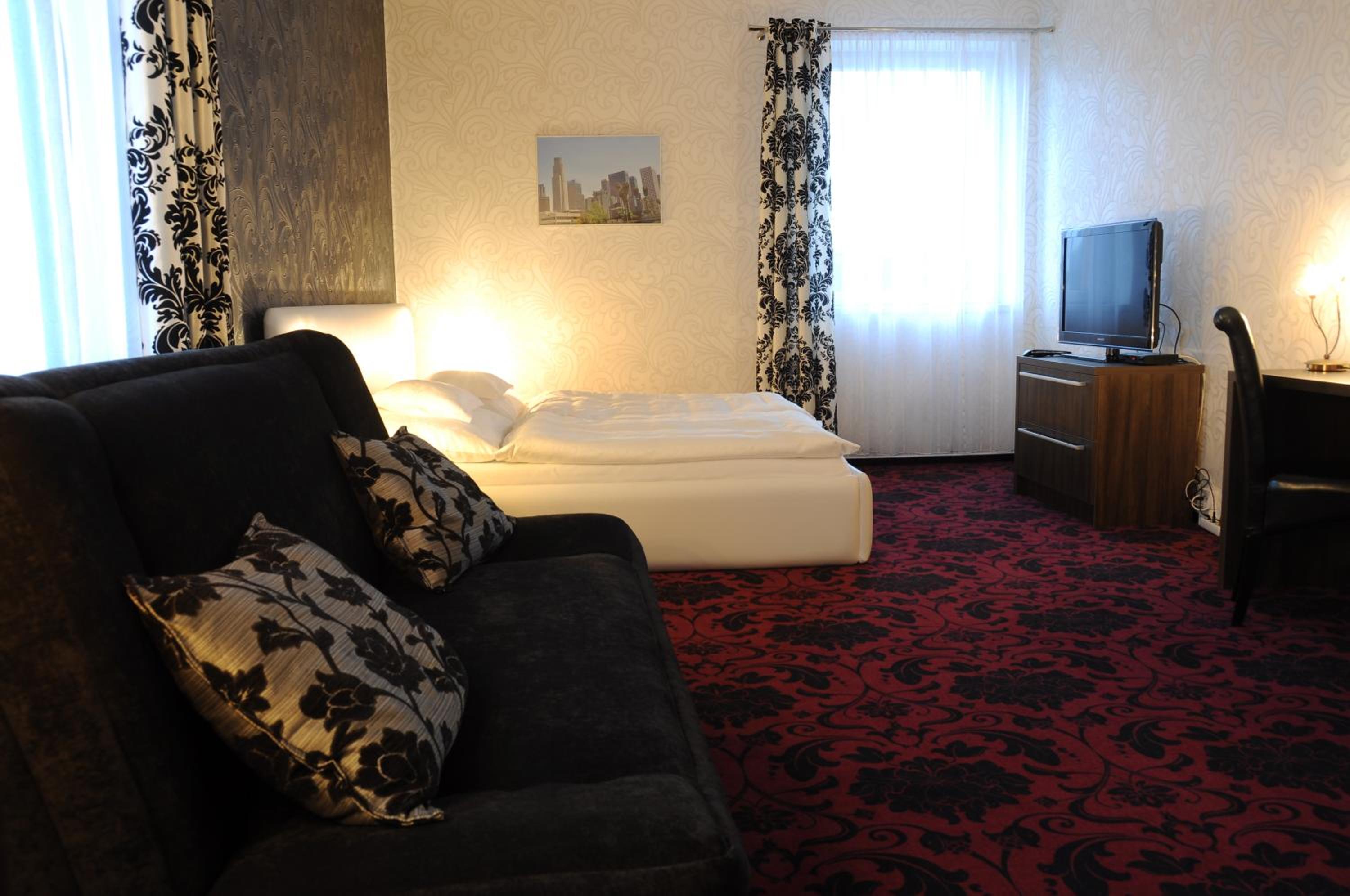 Double Room - Photo 21