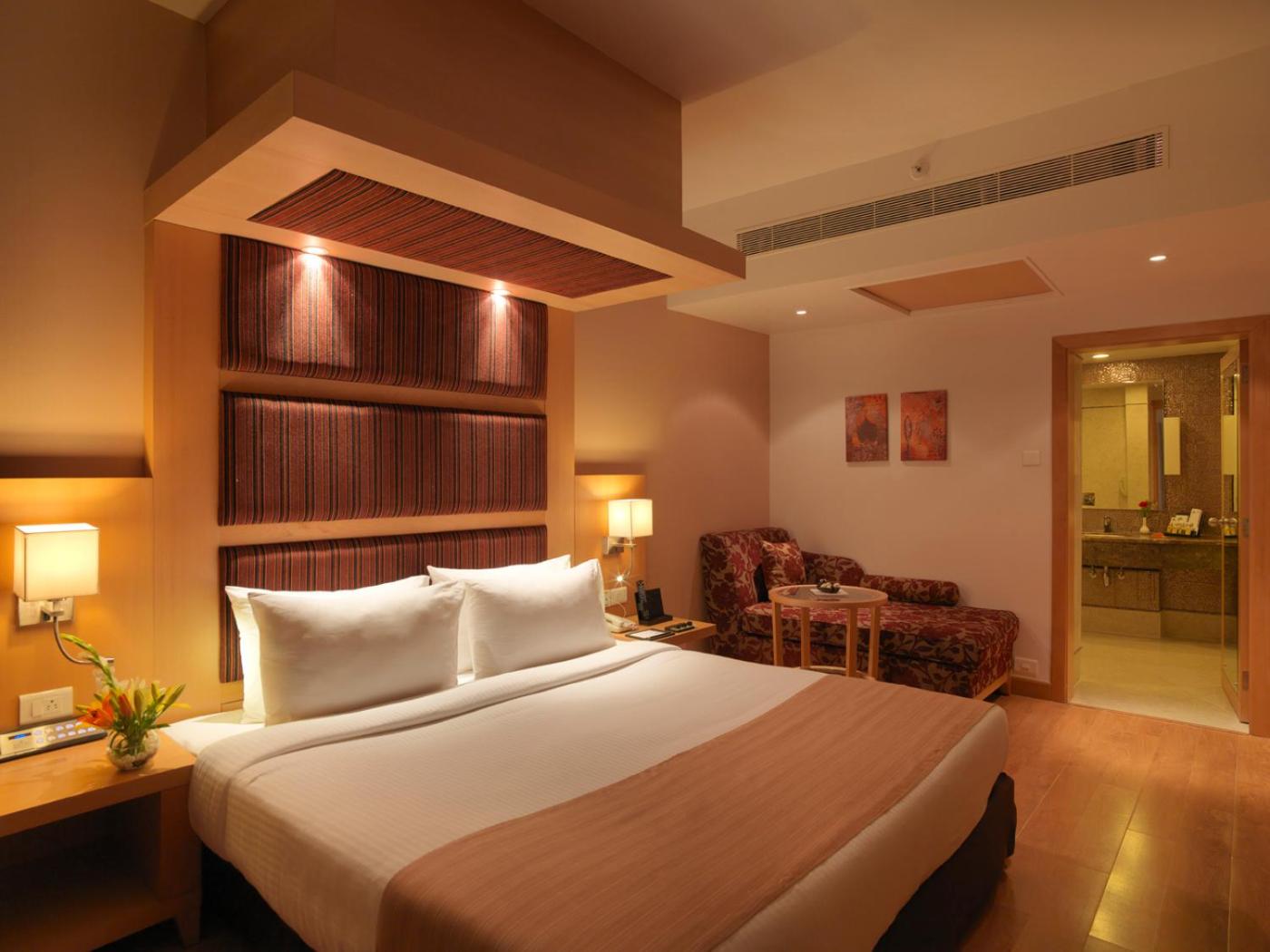 Suite - 2 photo 3