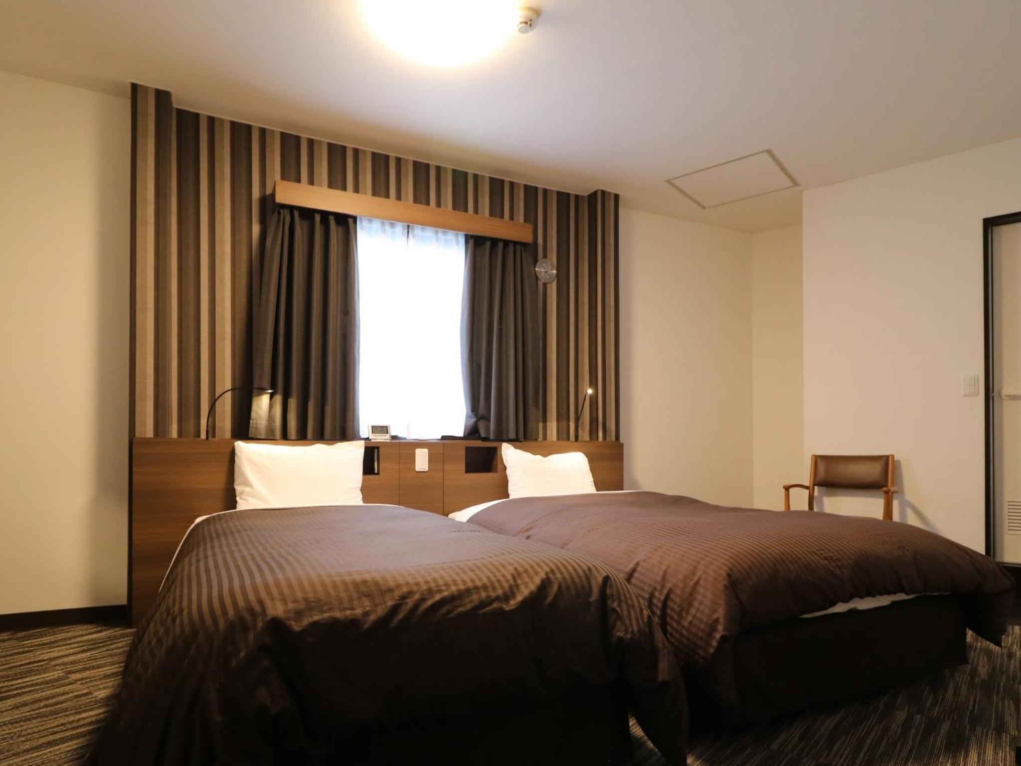 Standard Twin Room - Non-Smoking - Photo 10