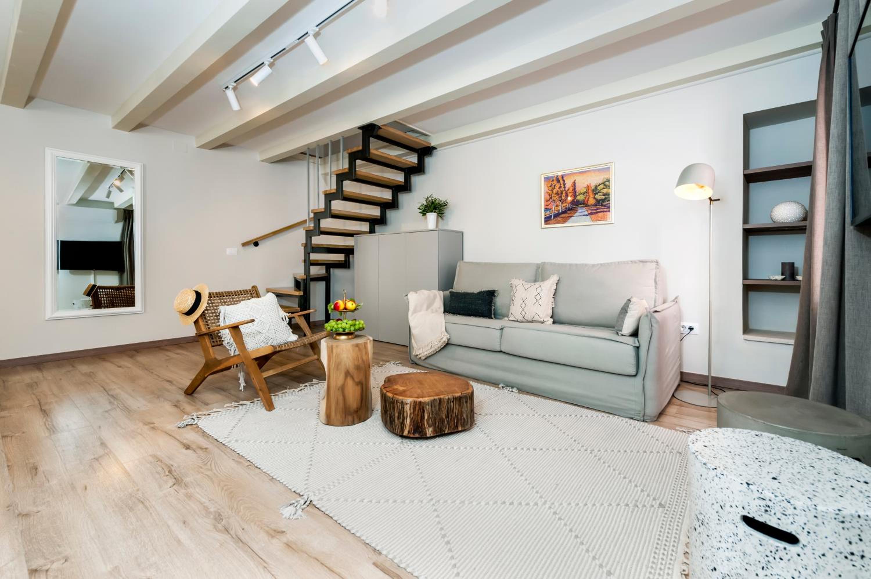 Duplex Apartment - Photo 38