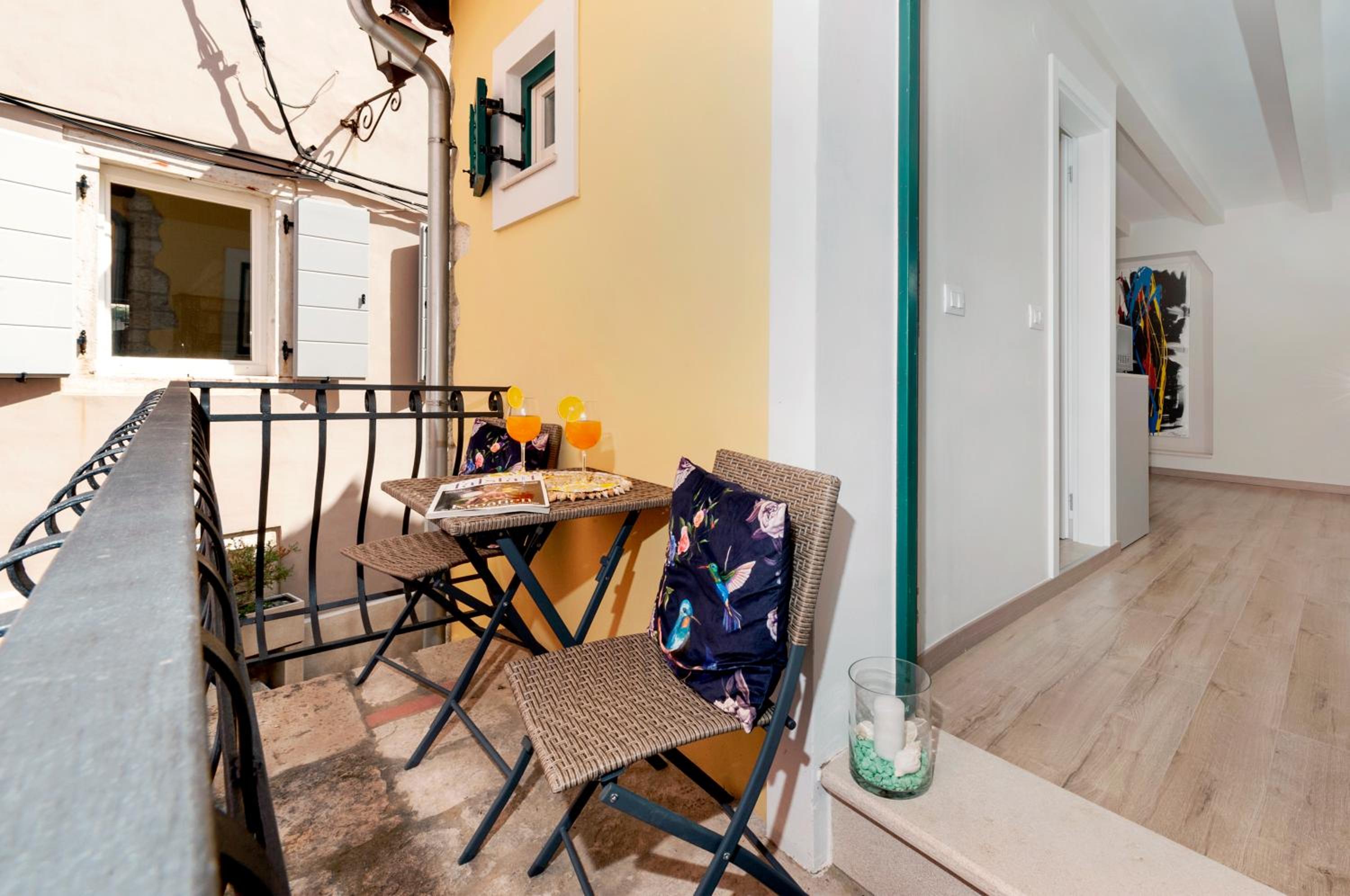 Duplex Apartment - Photo 36