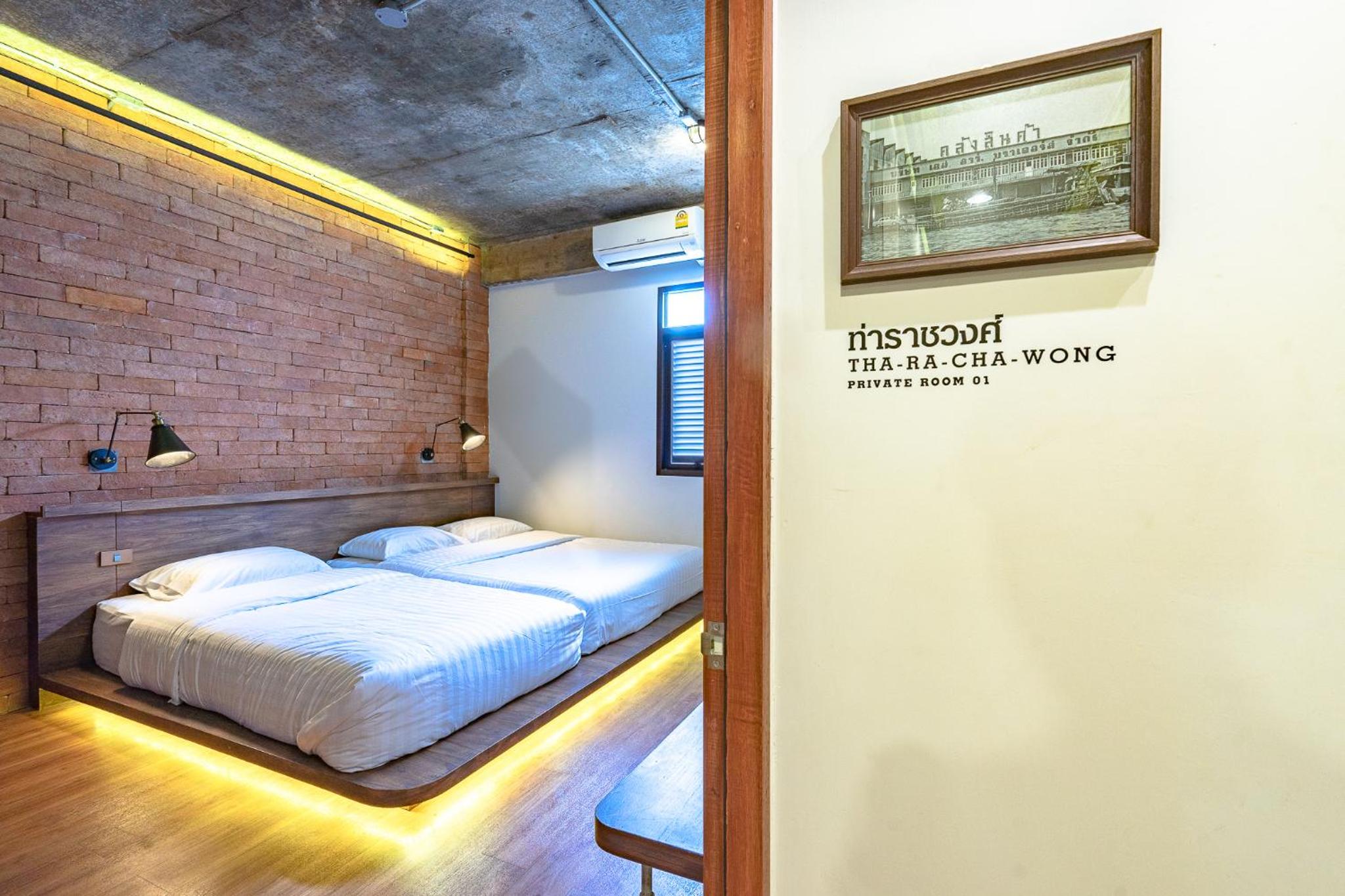 Triple Room with Shared Bathroom photo 3