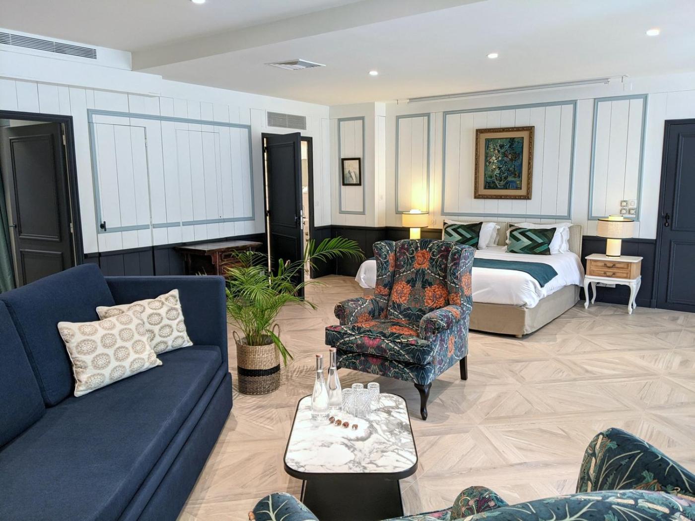 Family Room with Garden View photo 3