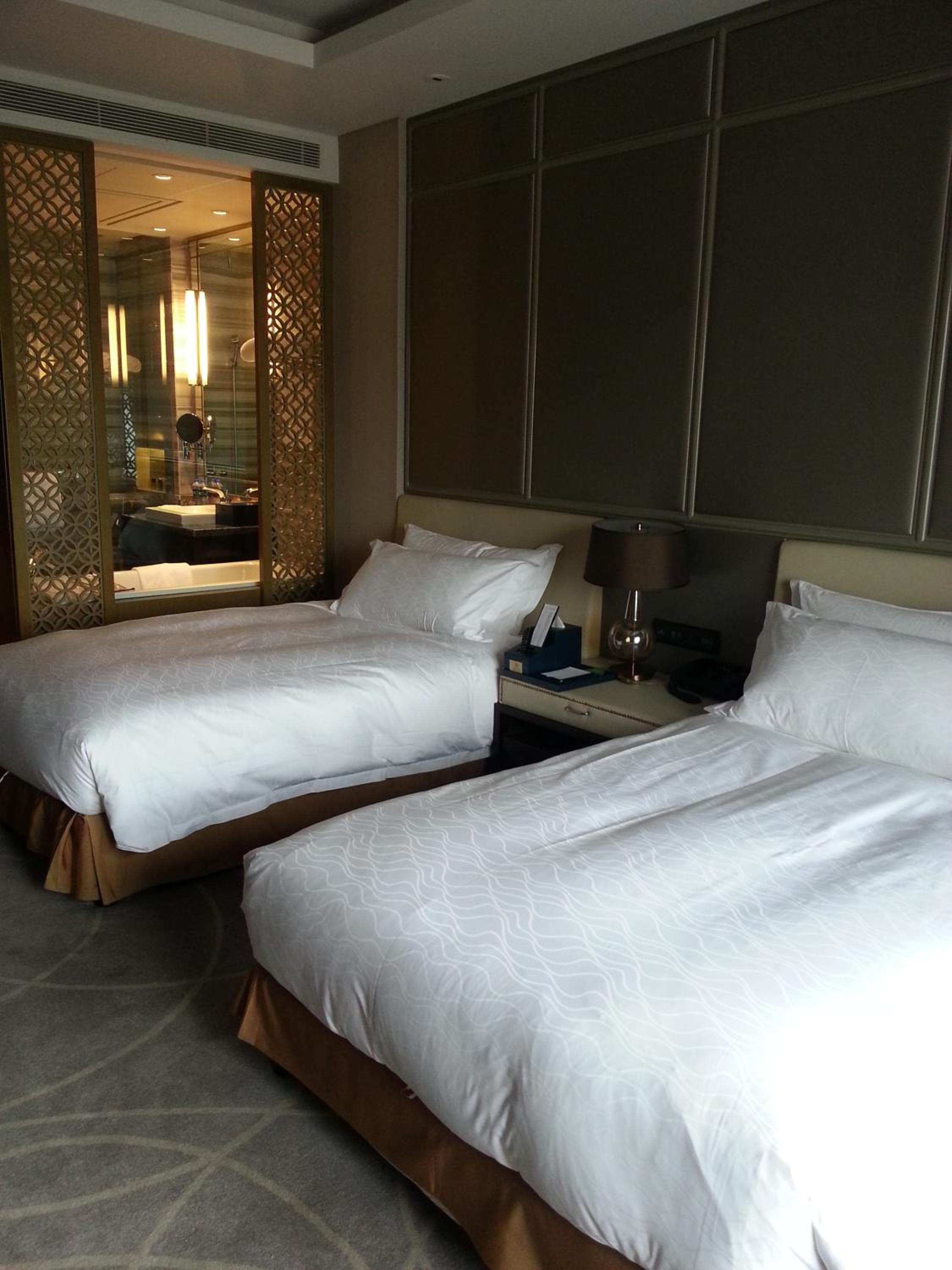 Deluxe Room with Mountain View Mid Year Promotion