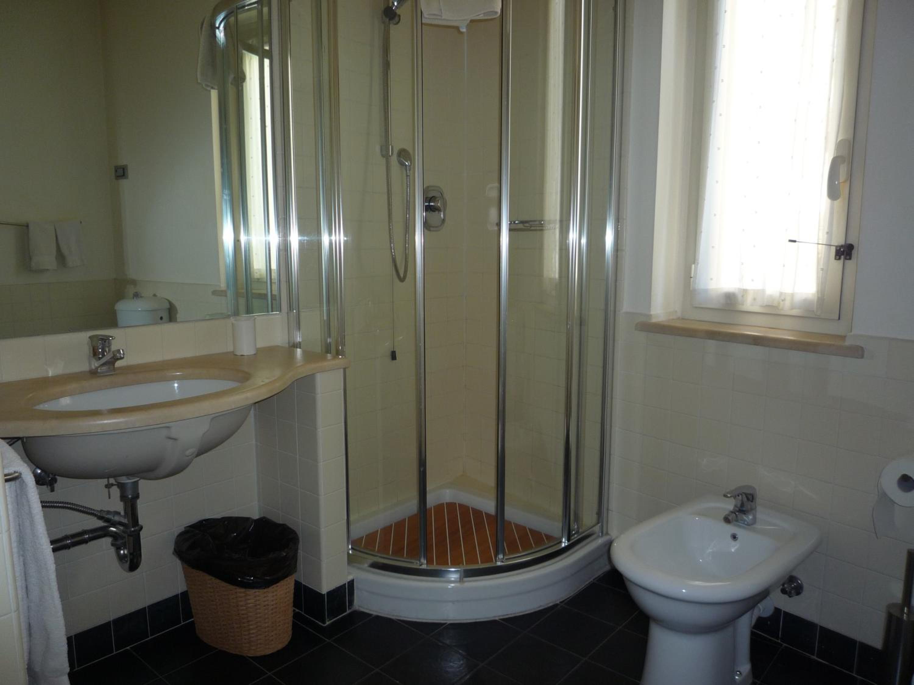 Small Double Room photo 2