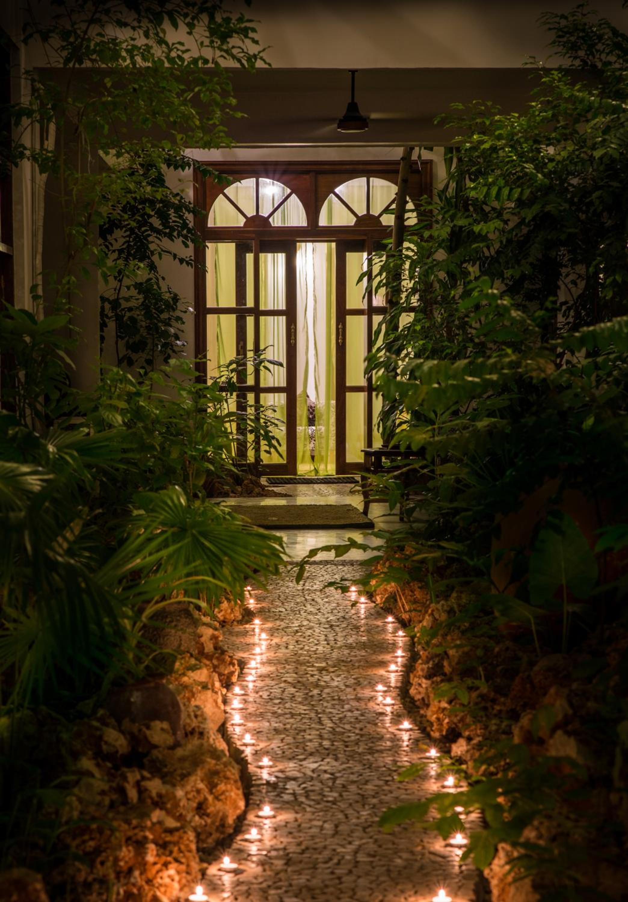 Double Deluxe Courtyard