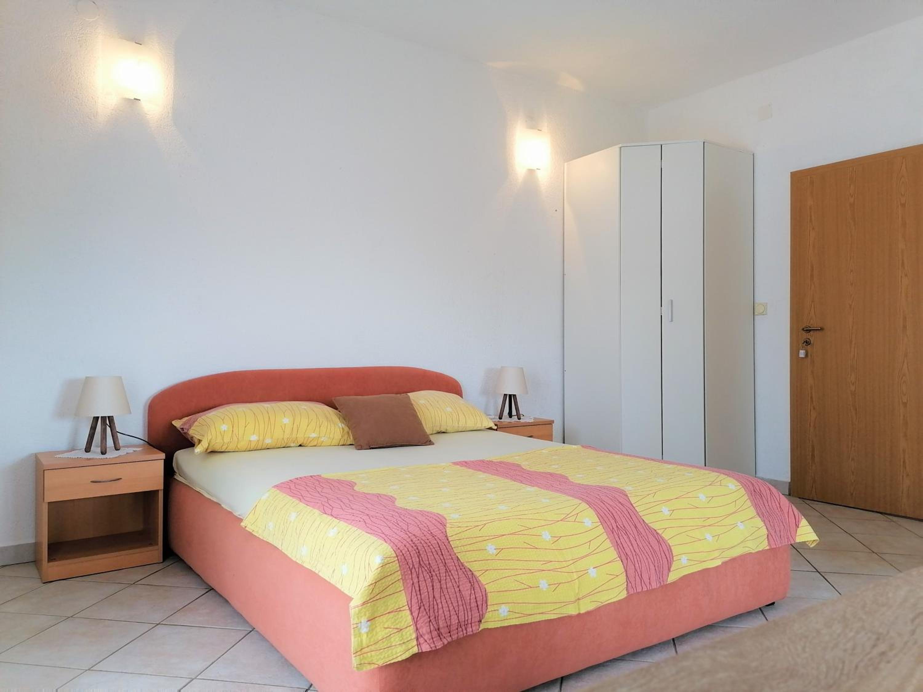 Studio Apartment photo 3