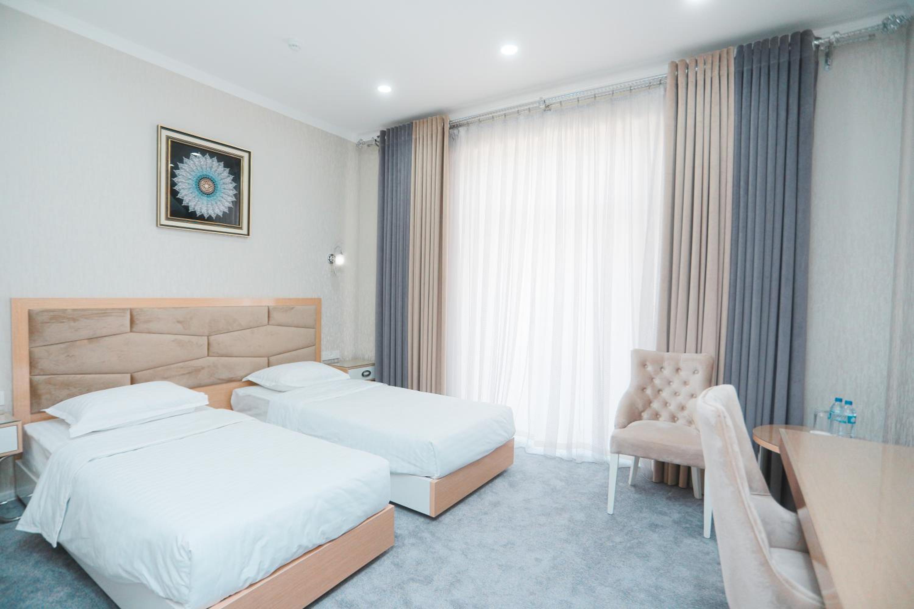 Twin Room - Photo 1