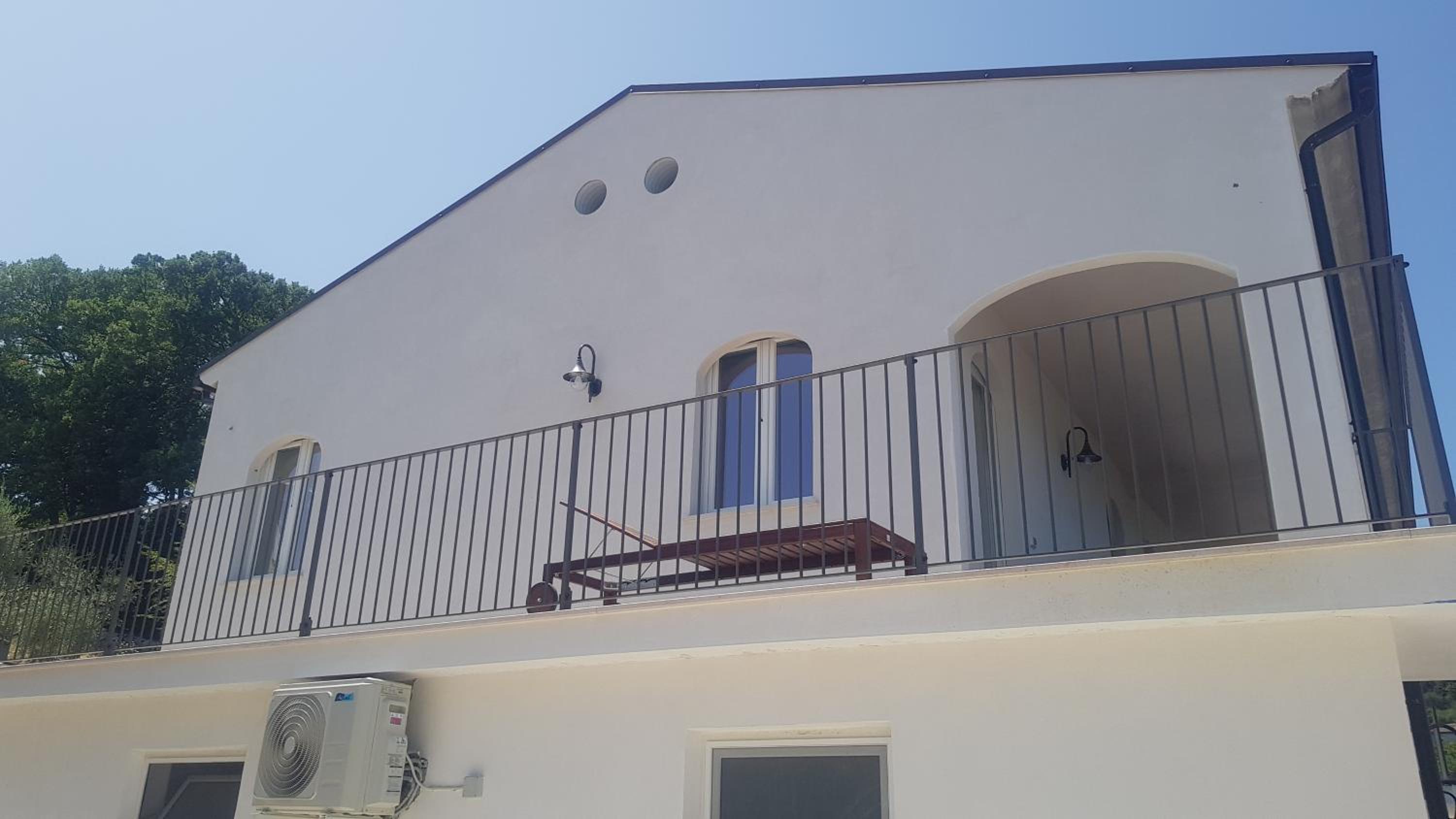 Double Room - Photo 6
