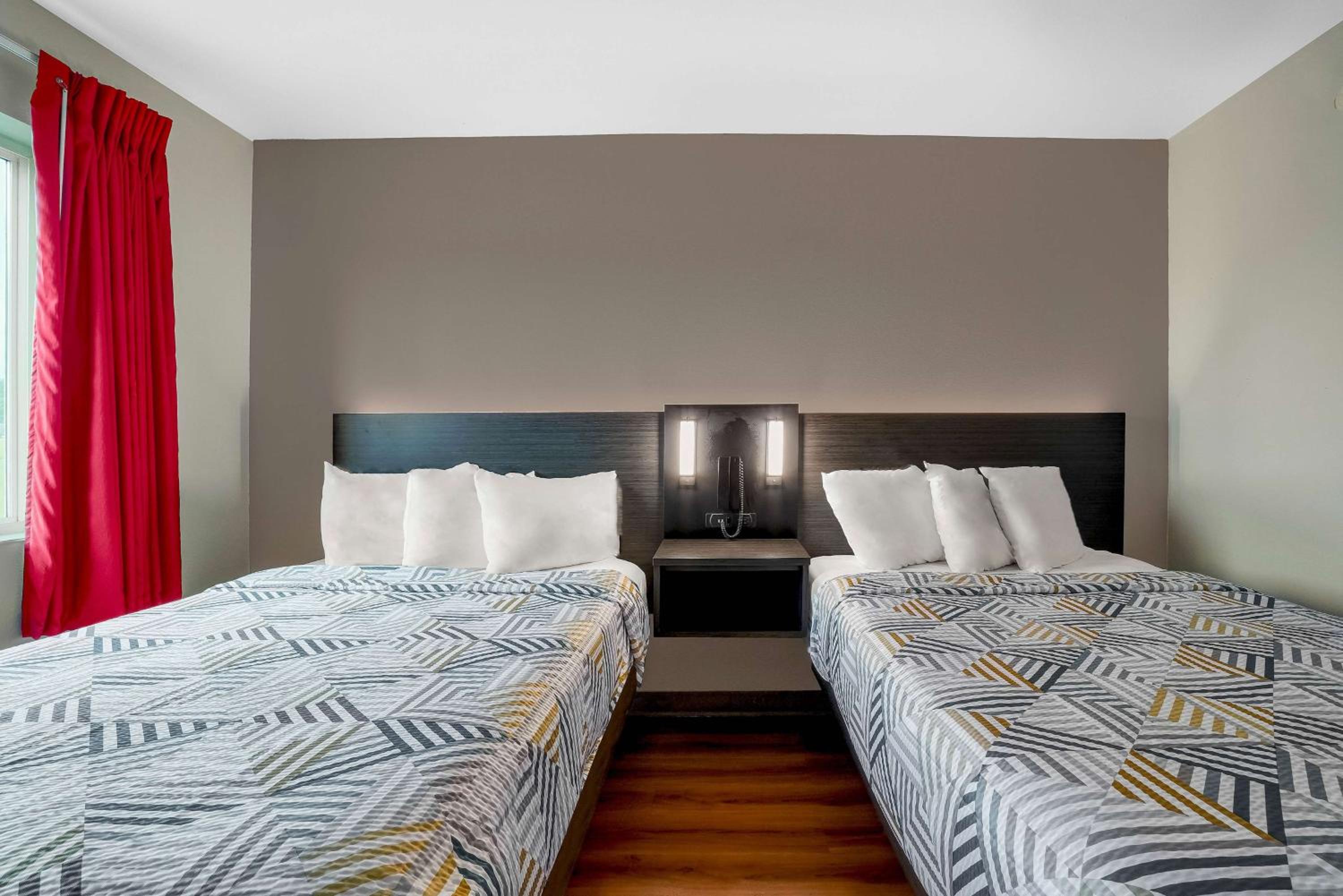 Deluxe Quadruple Room - Non-Smoking - Photo 5