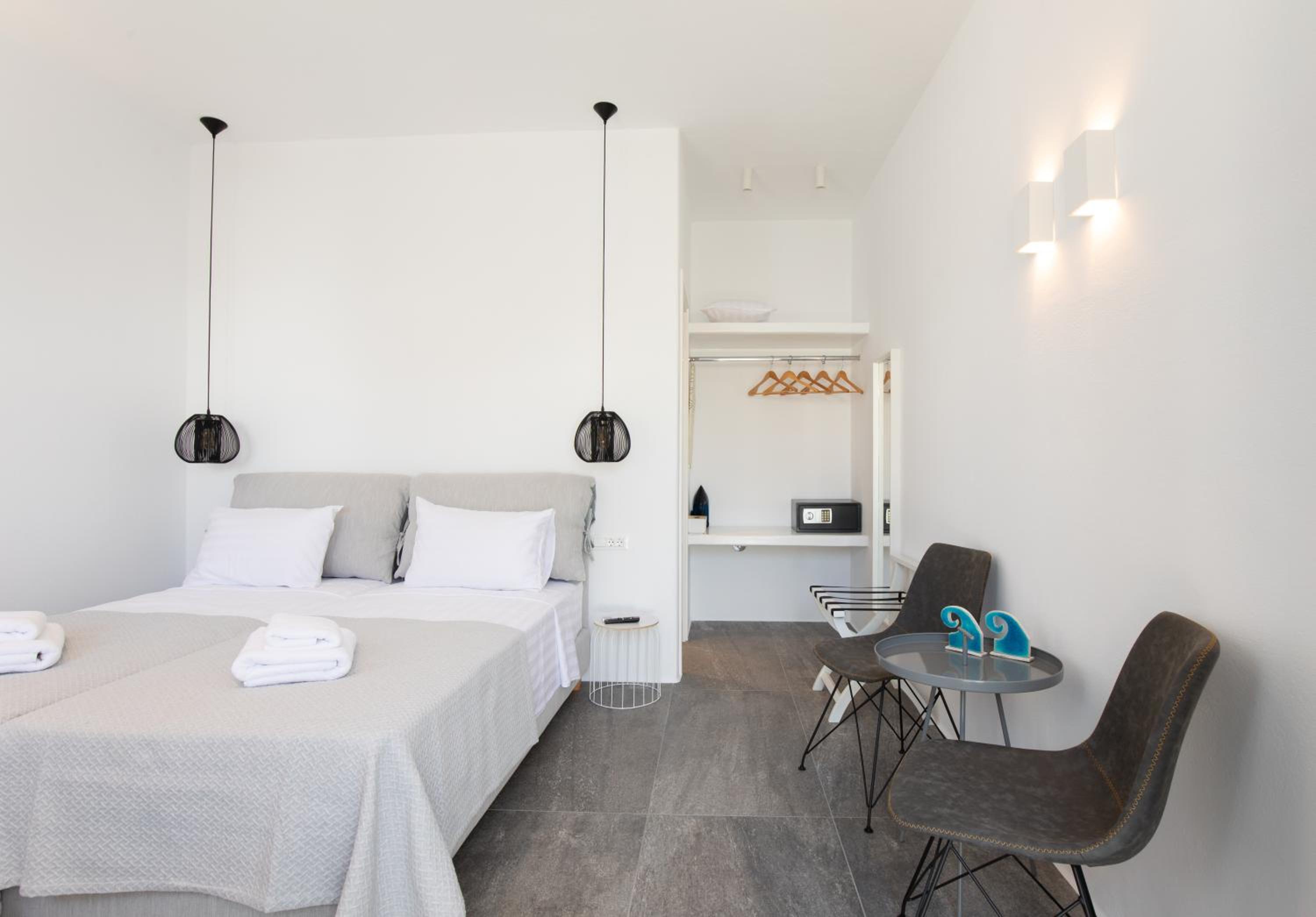 Suite with Garden View - Photo 2