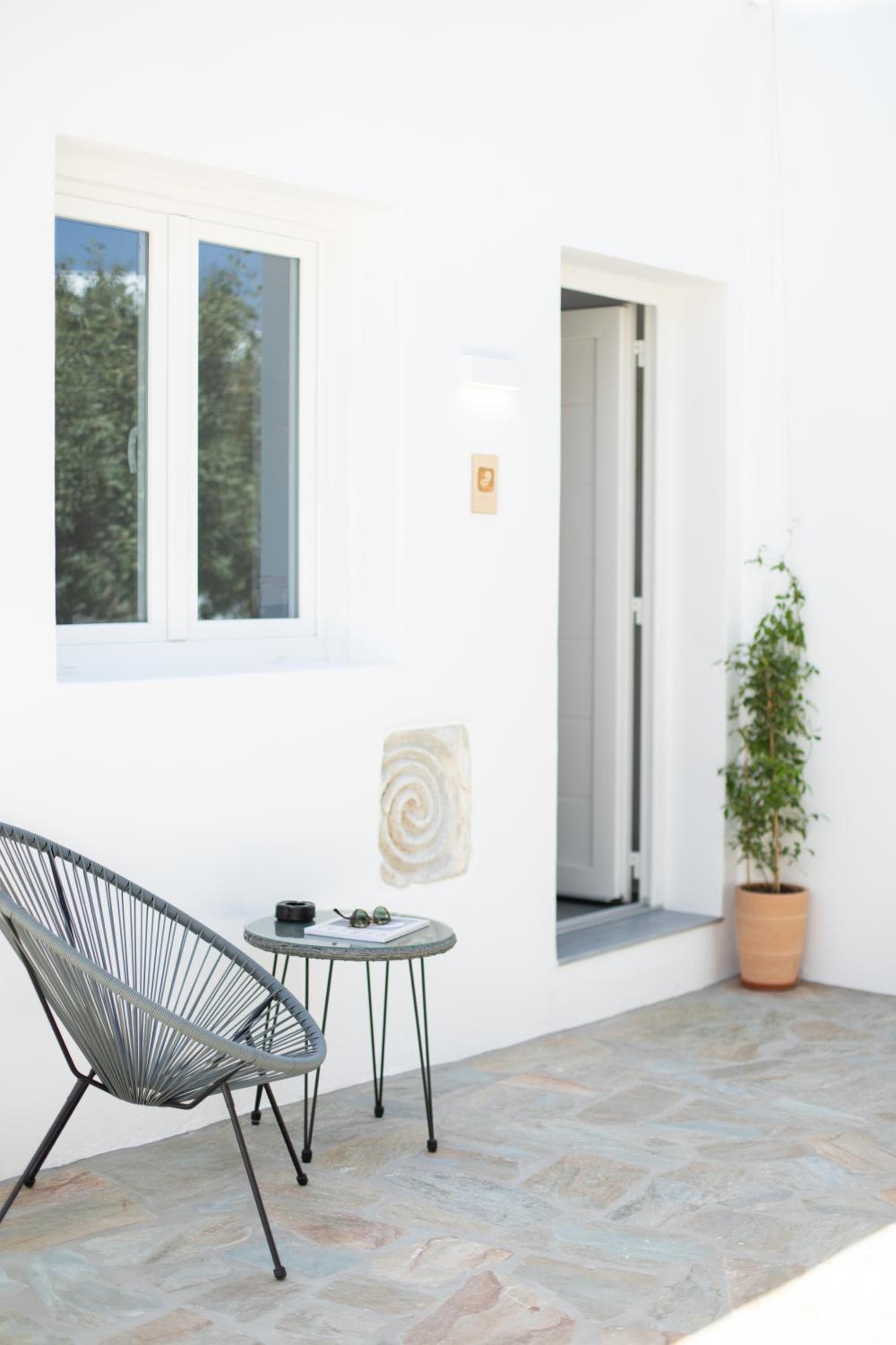 Suite with Garden View - Photo 12