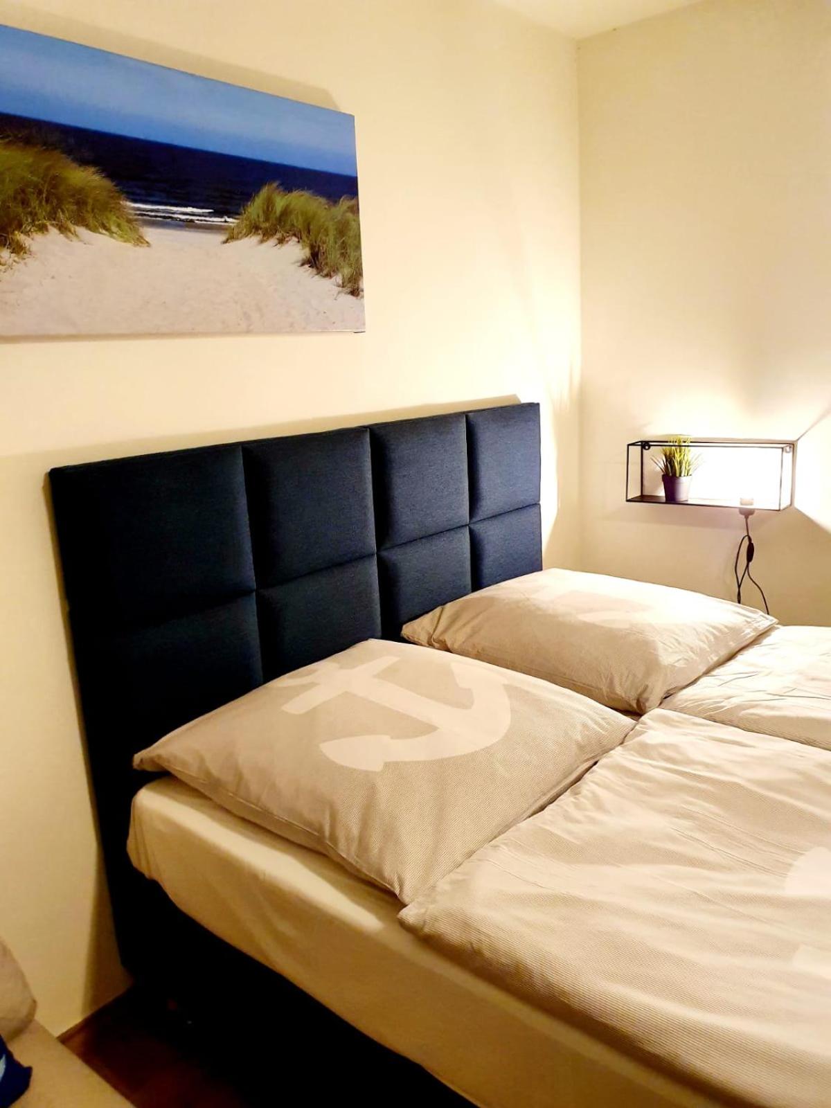 Studio with Sofa Bed photo 3