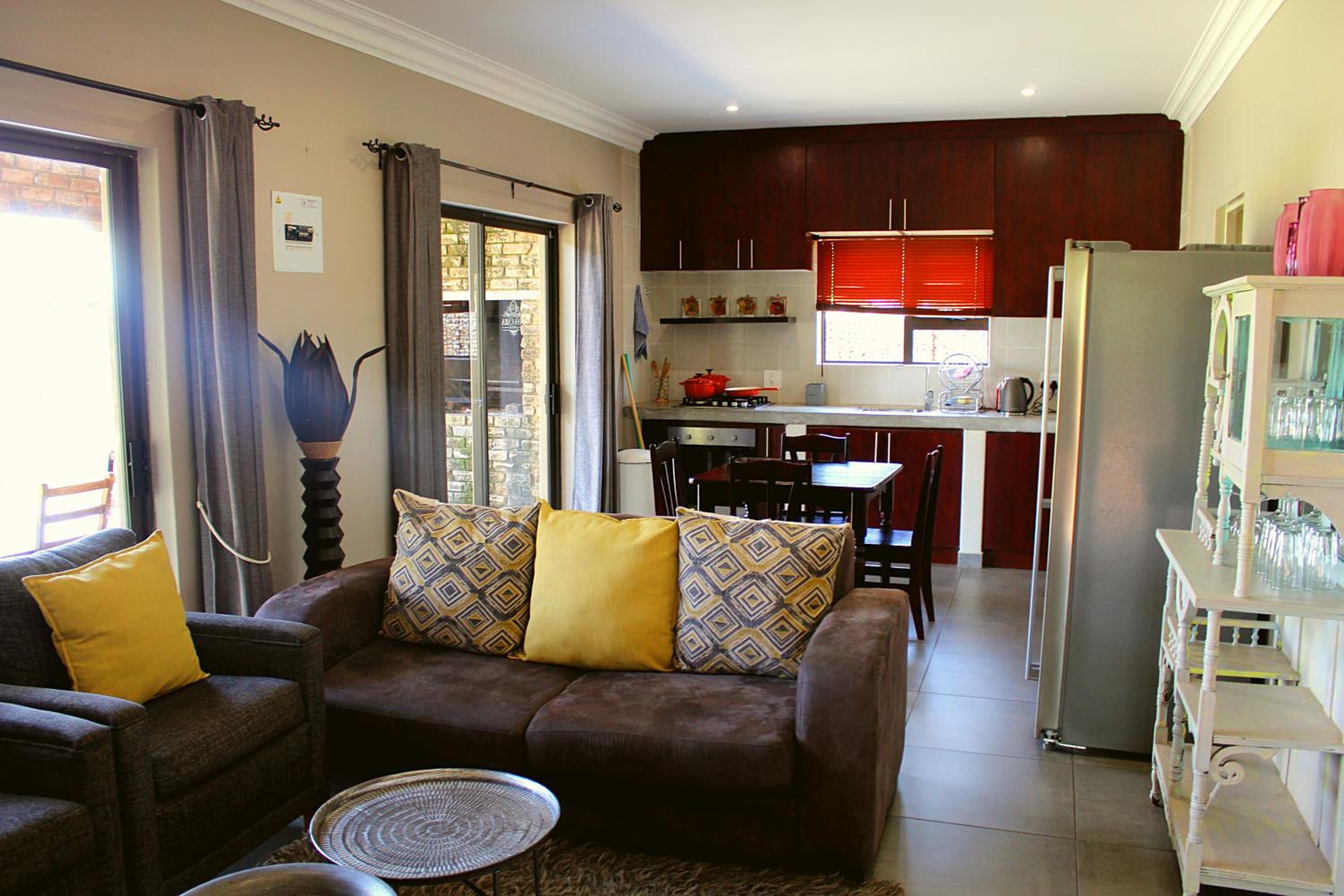 Family Room - Photo 3