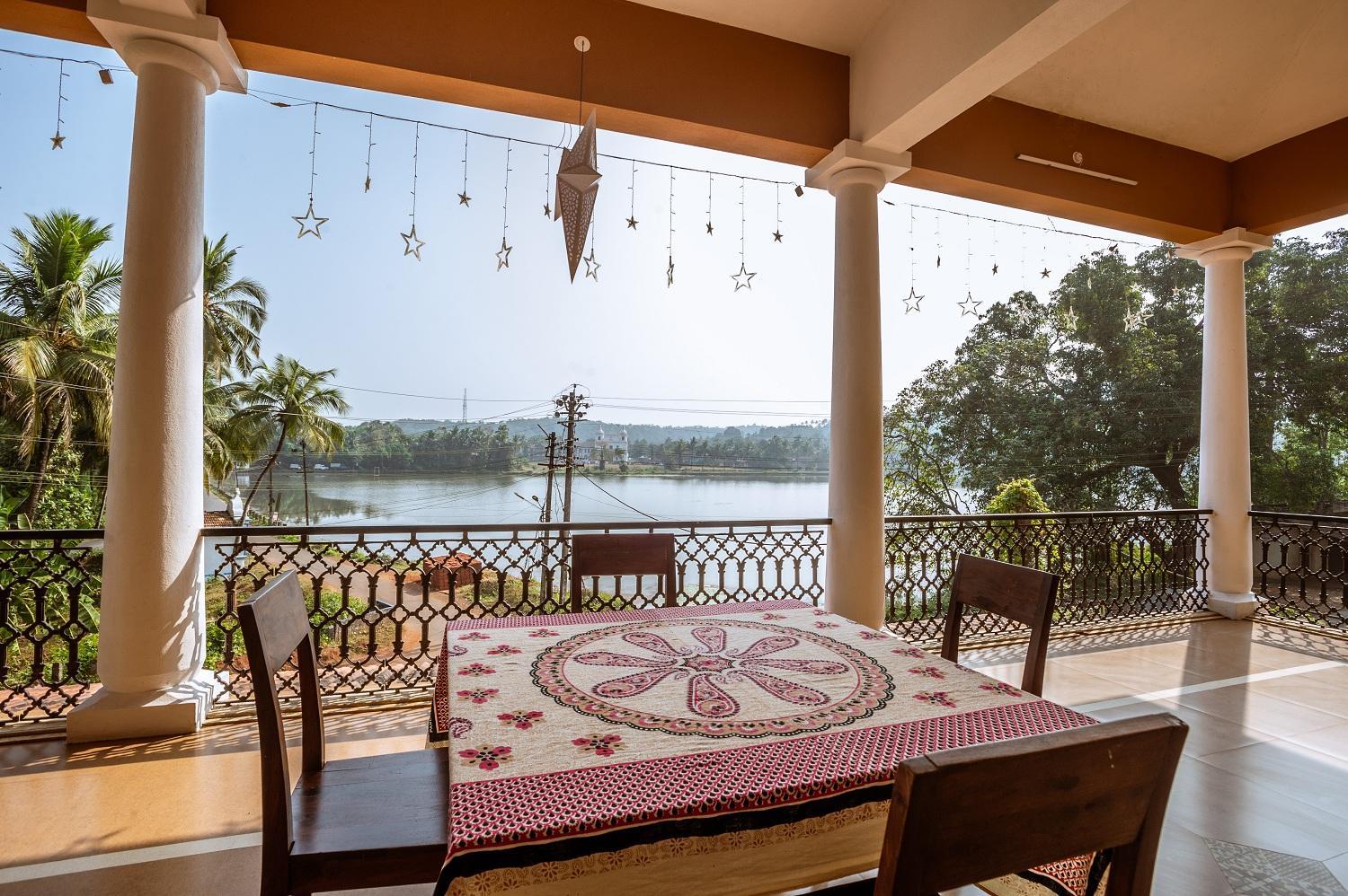 River Front Villa photo 2