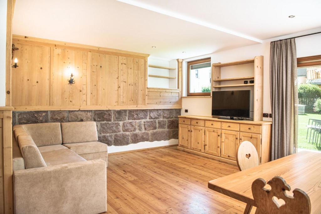 Apartment with Garden View - Photo 1