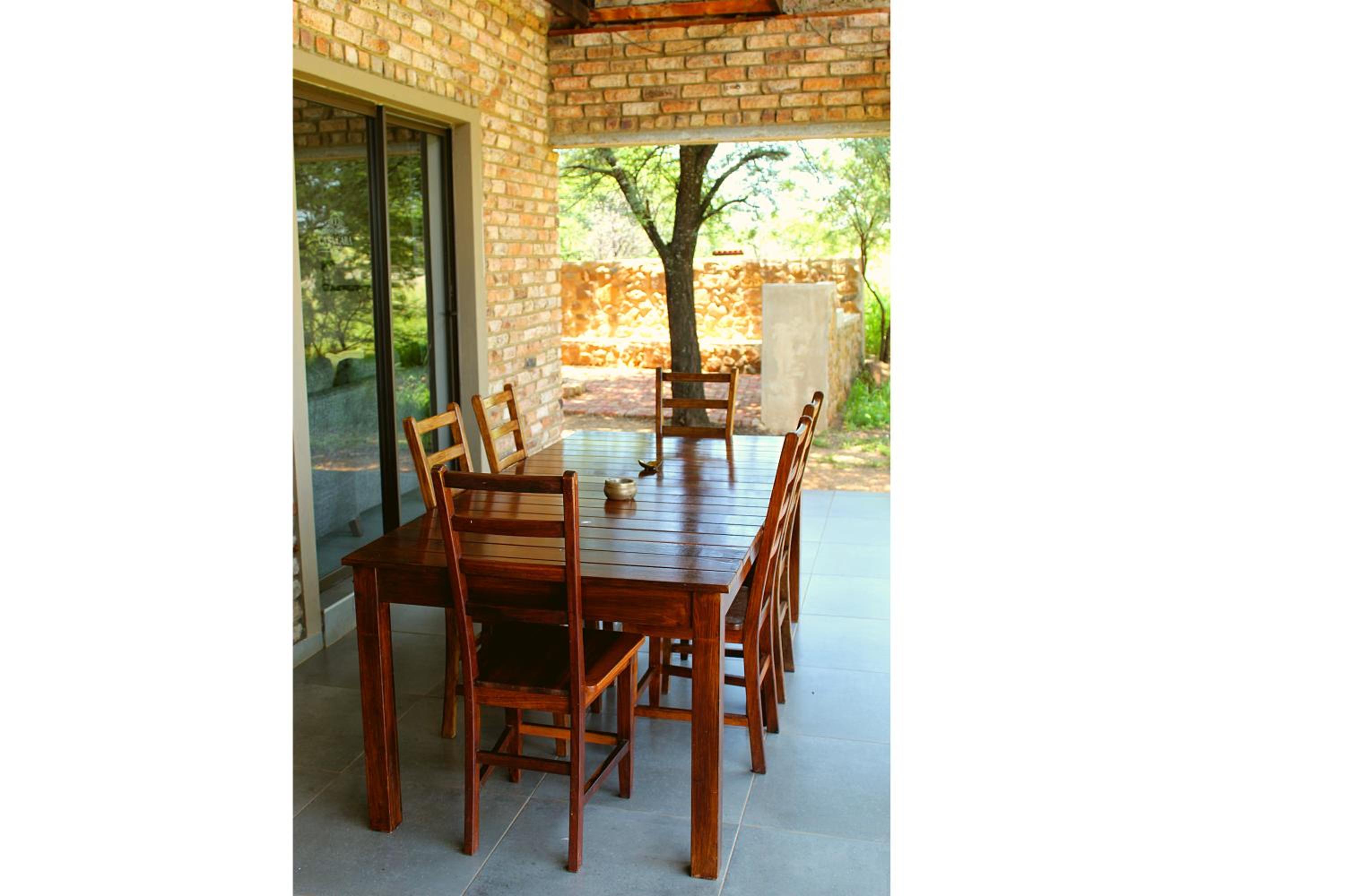 Family Room - Photo 6
