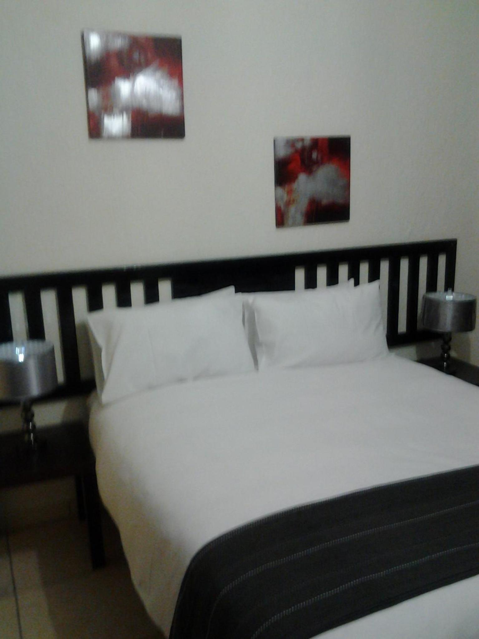 Deluxe Double or Twin Room - Photo 23