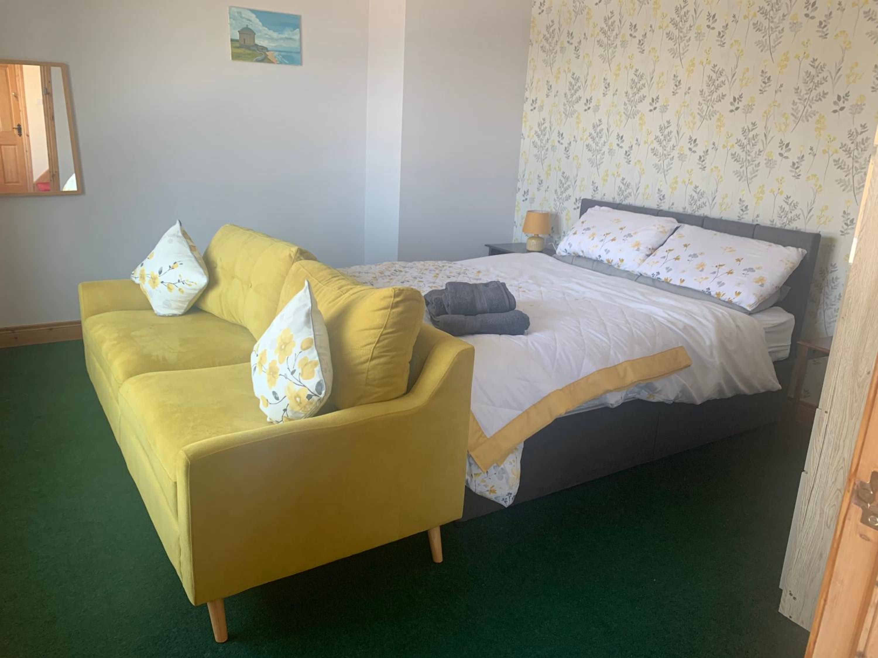 Double Room - Photo 1