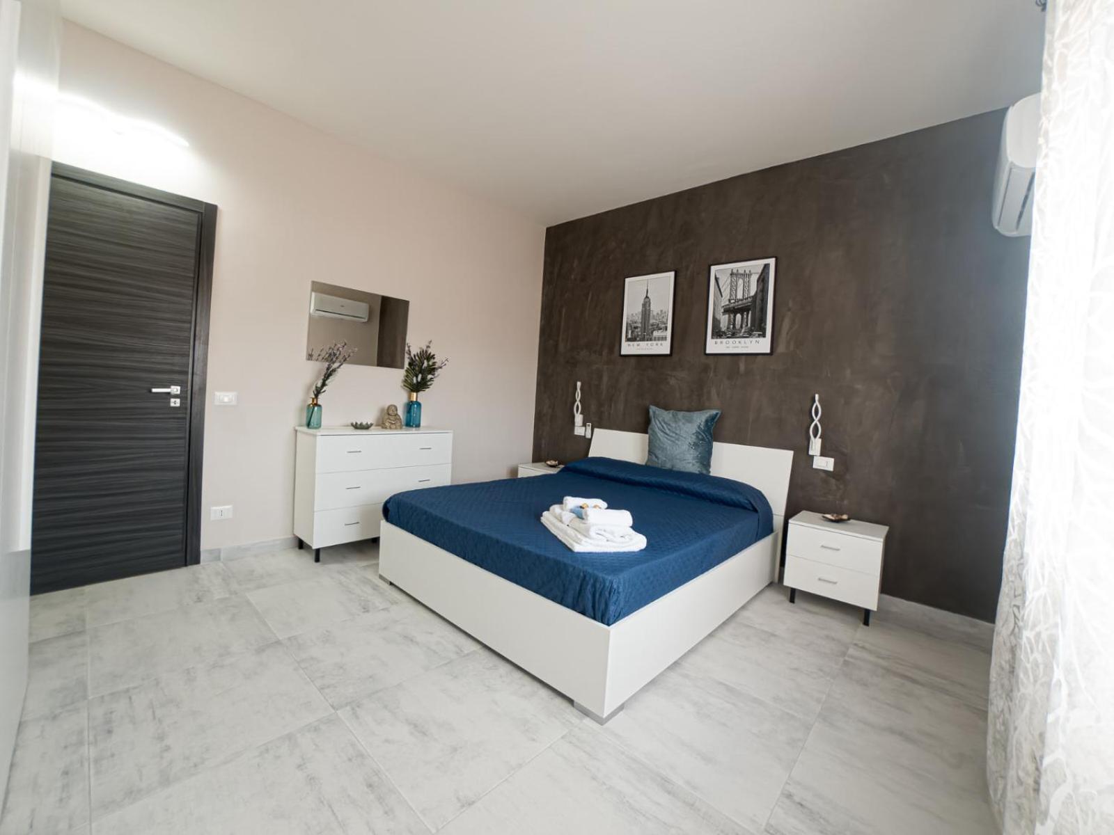 Apartment with Terrace - Photo 1