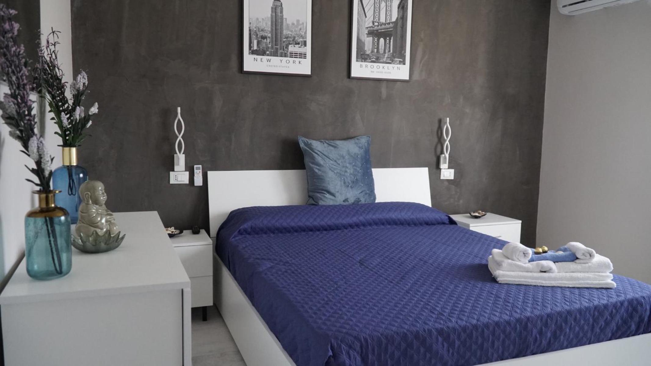 Apartment with Terrace - Photo 19