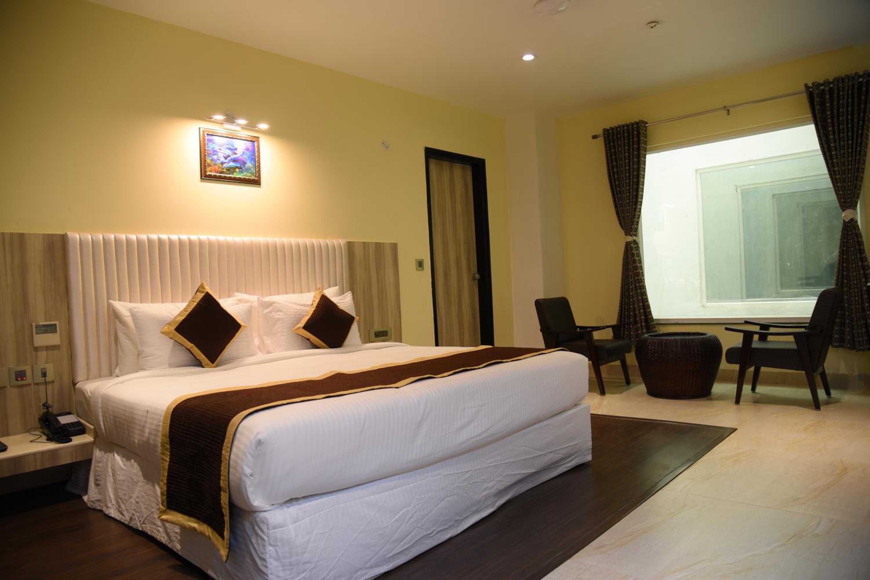 Standard Double Room - Photo 27