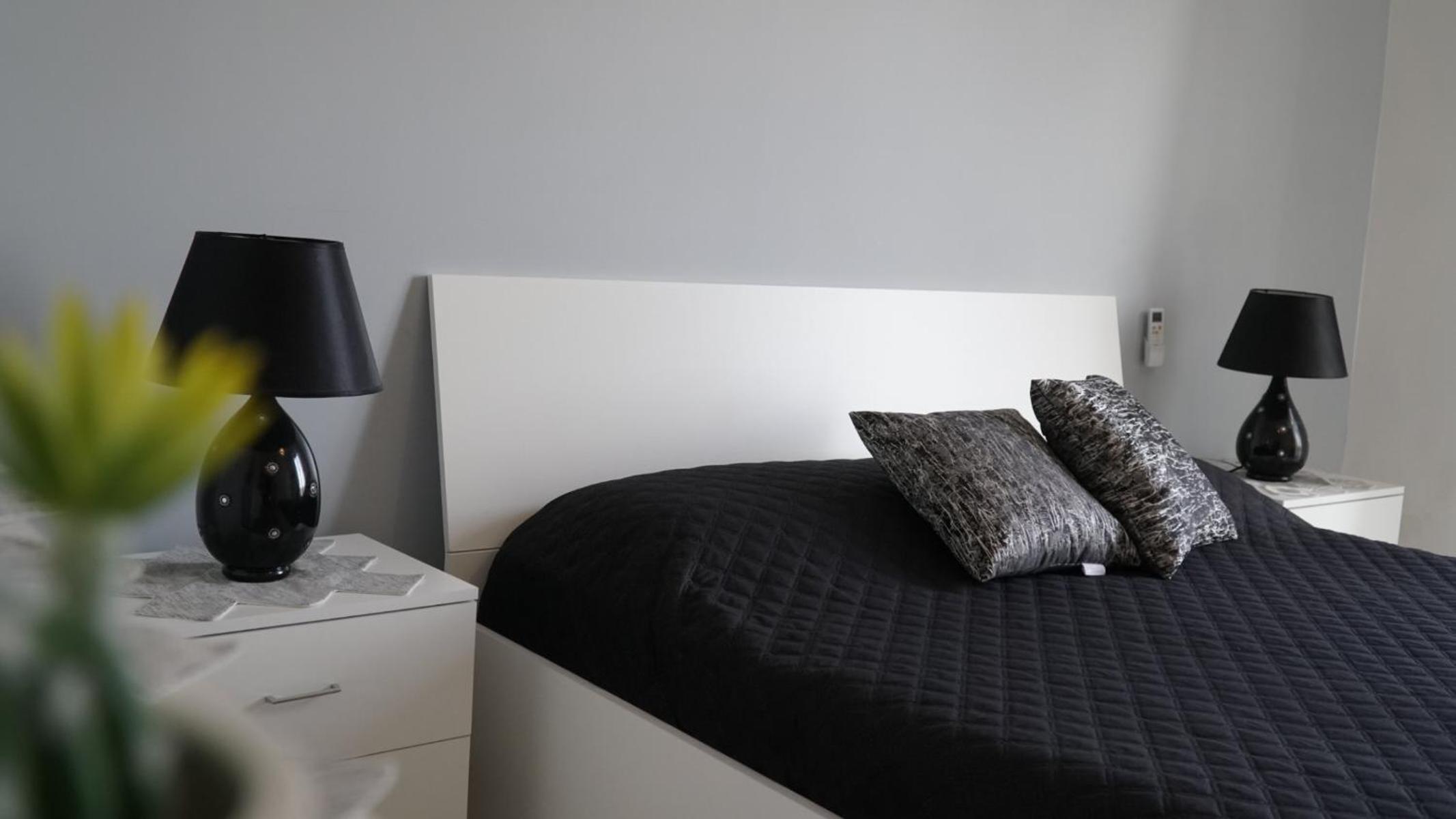 Apartment with Sea View - Photo 5