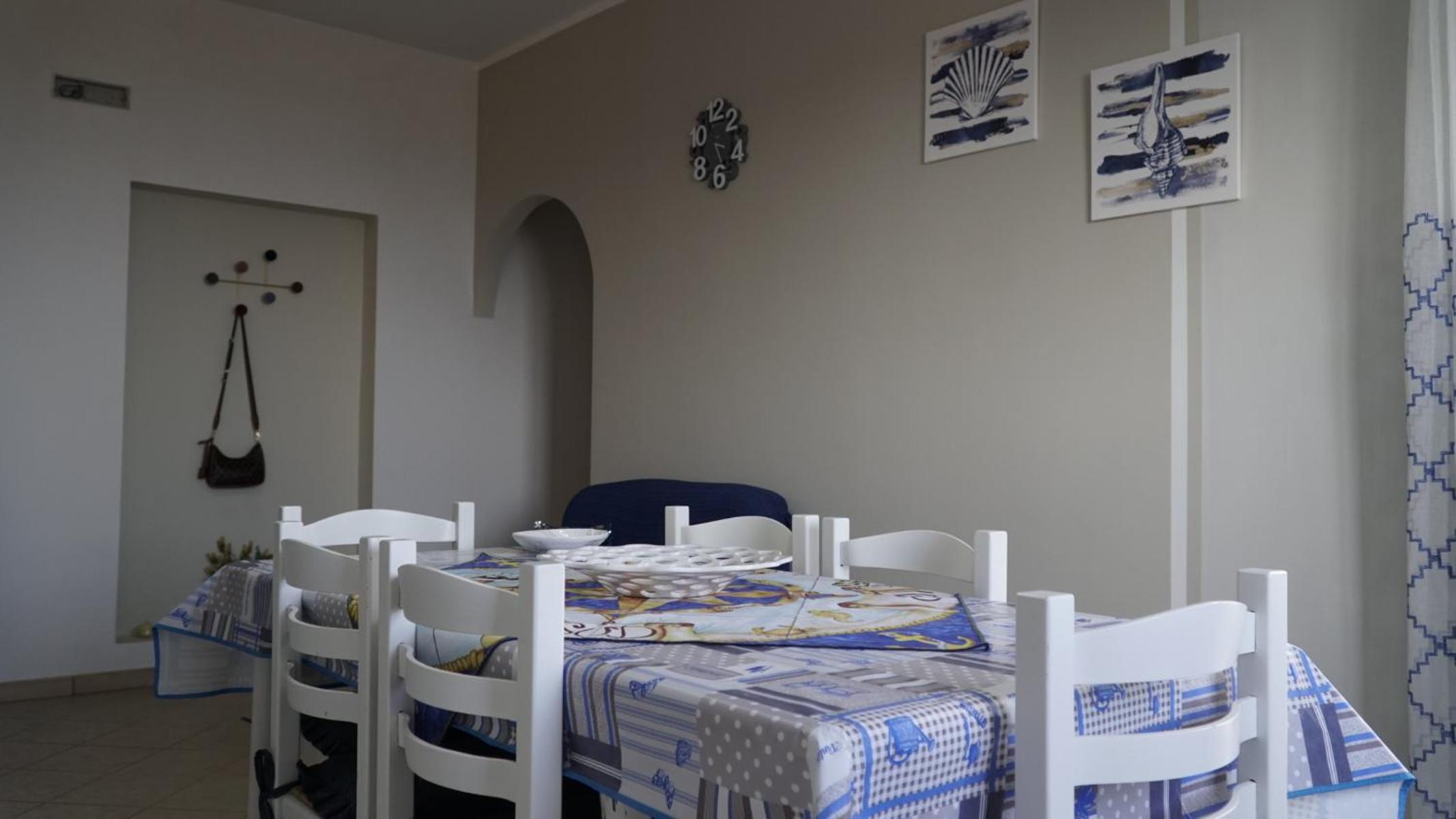Apartment with Sea View - Photo 17