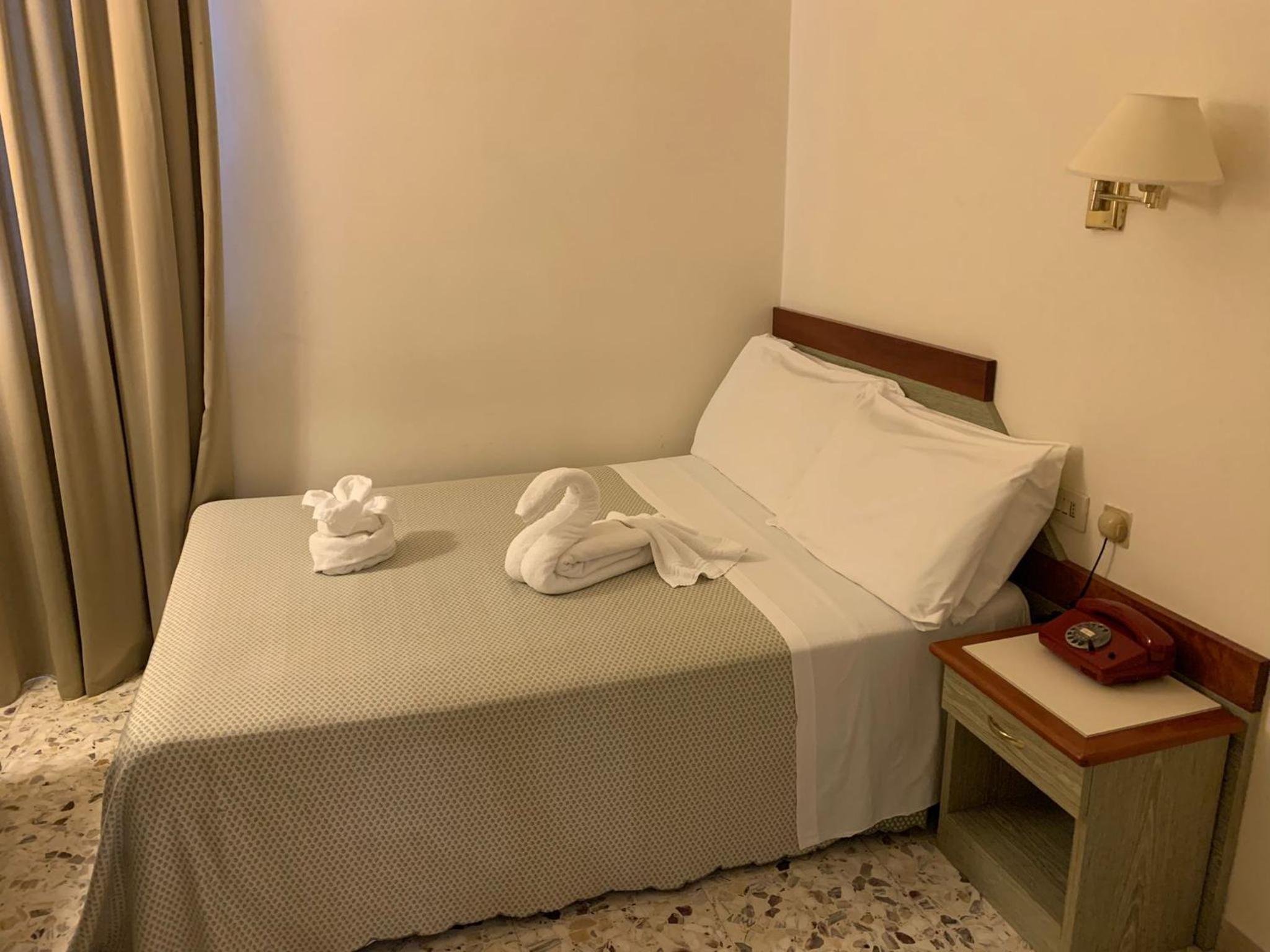 Economy Double Room - Photo 1