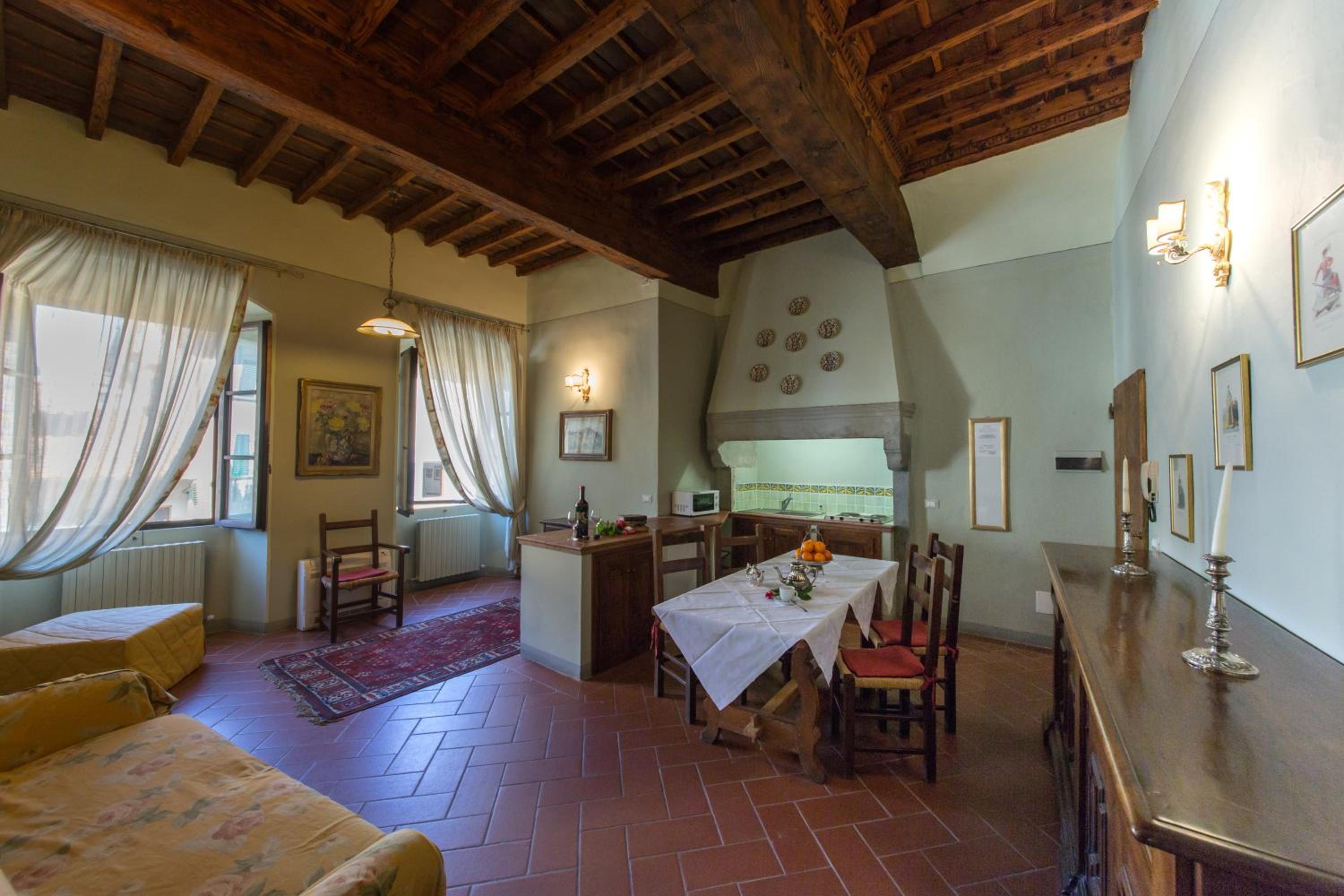 Family Room - Photo 9