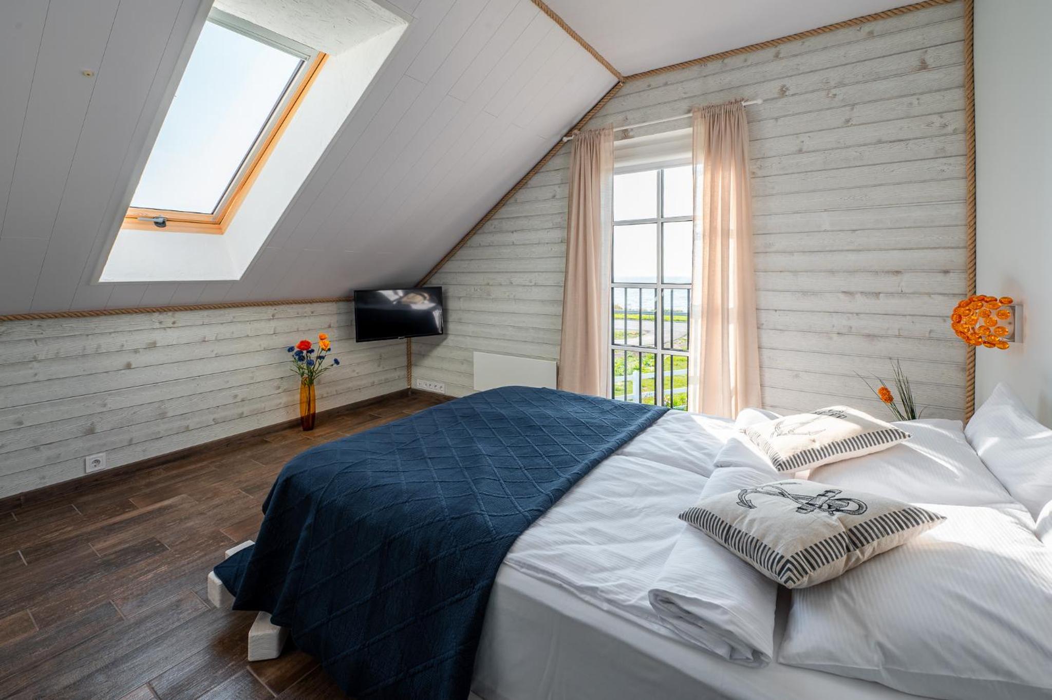 Double Room with Sea View - Photo 1