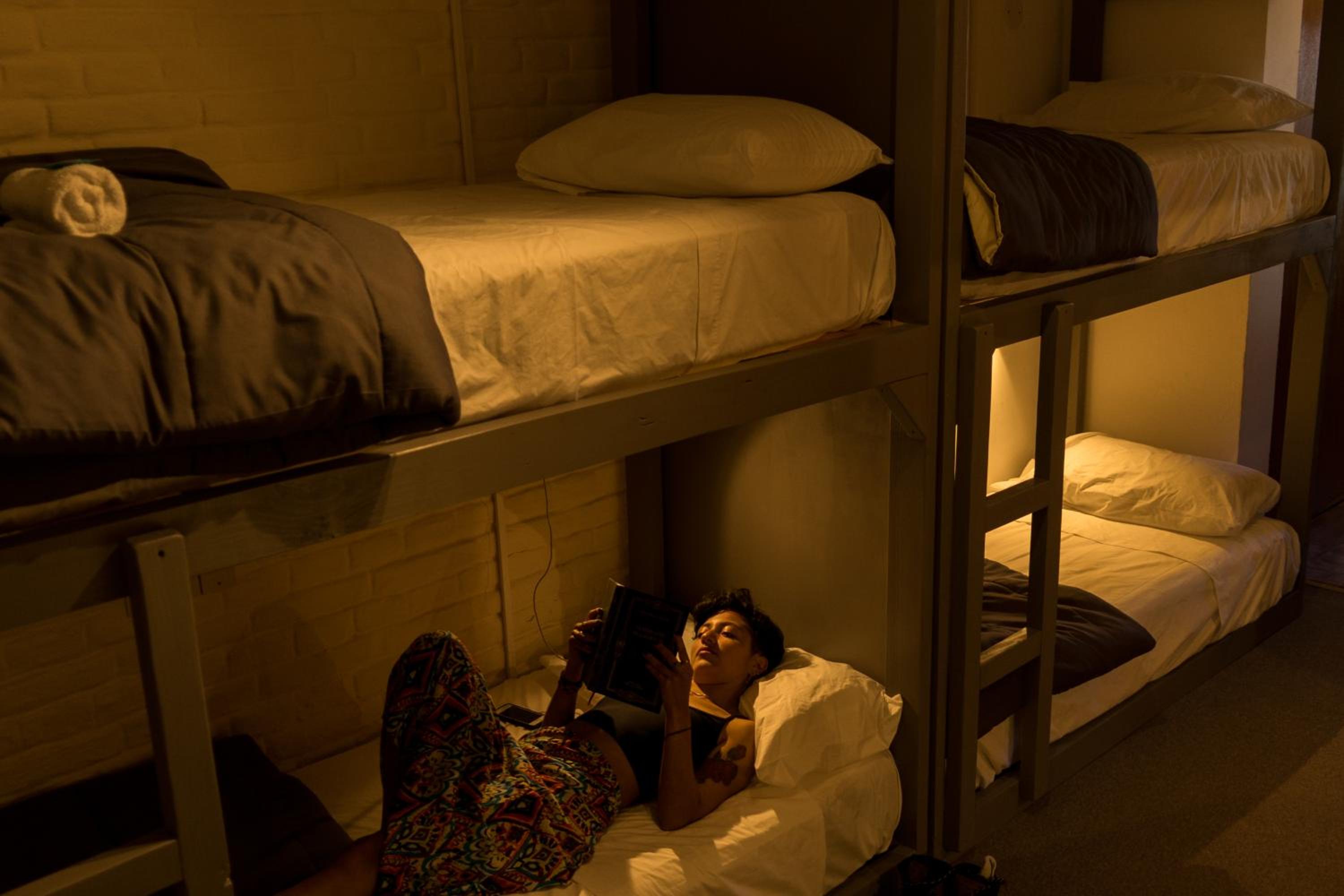 Bed in 6-Bed Mixed Dormitory Room photo 2