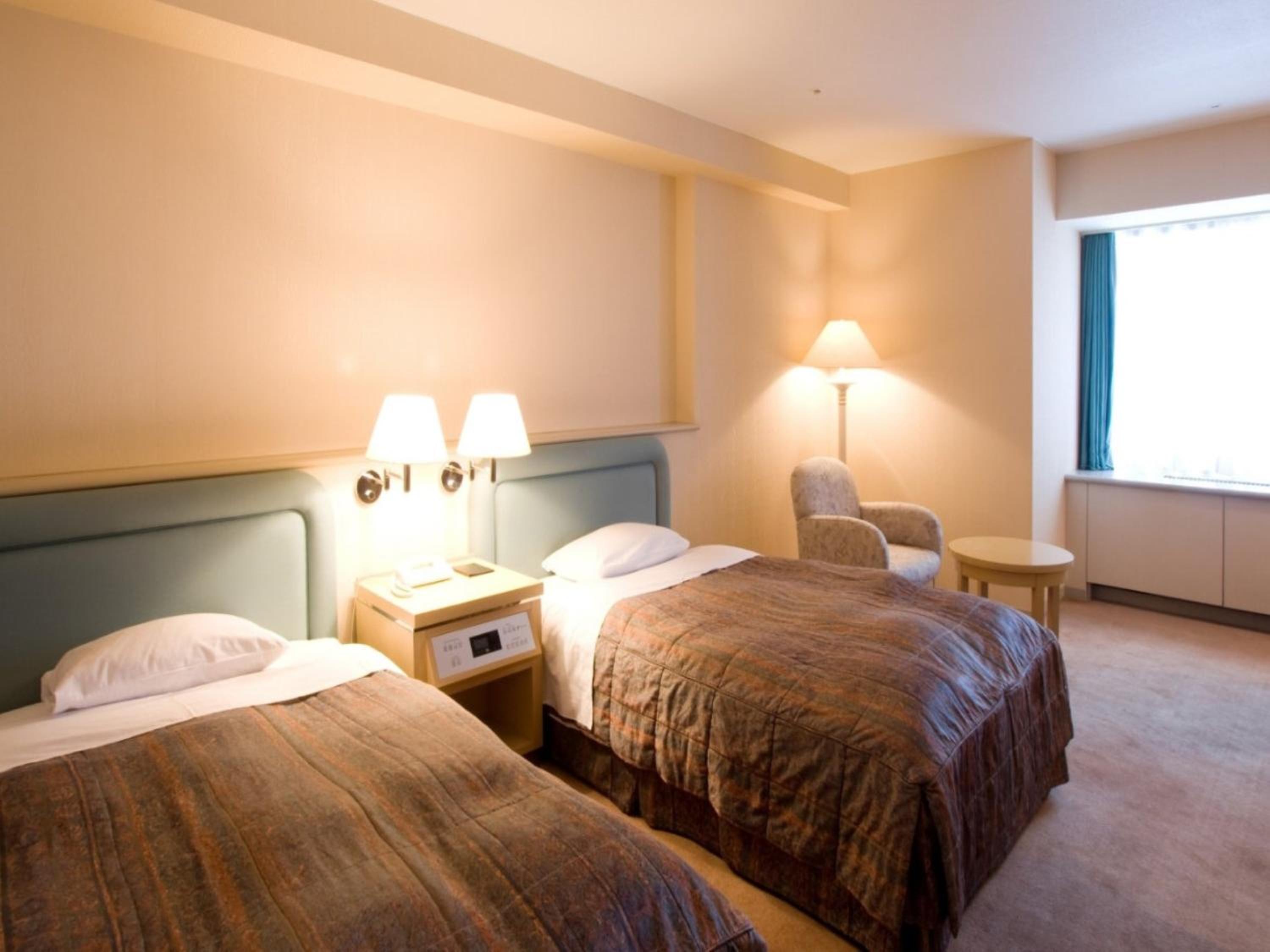 Standard Twin Room