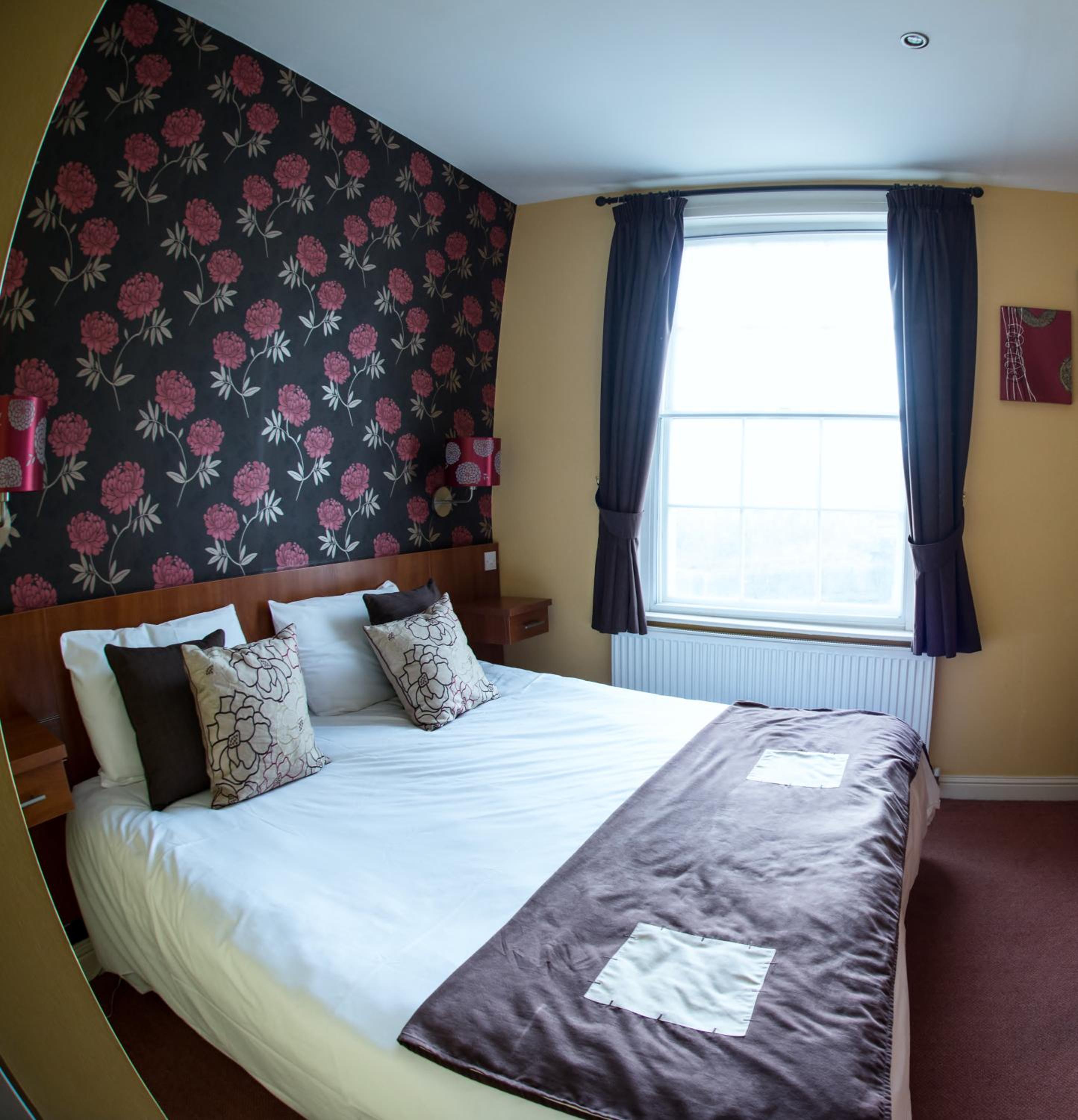 Double Room - Photo 3