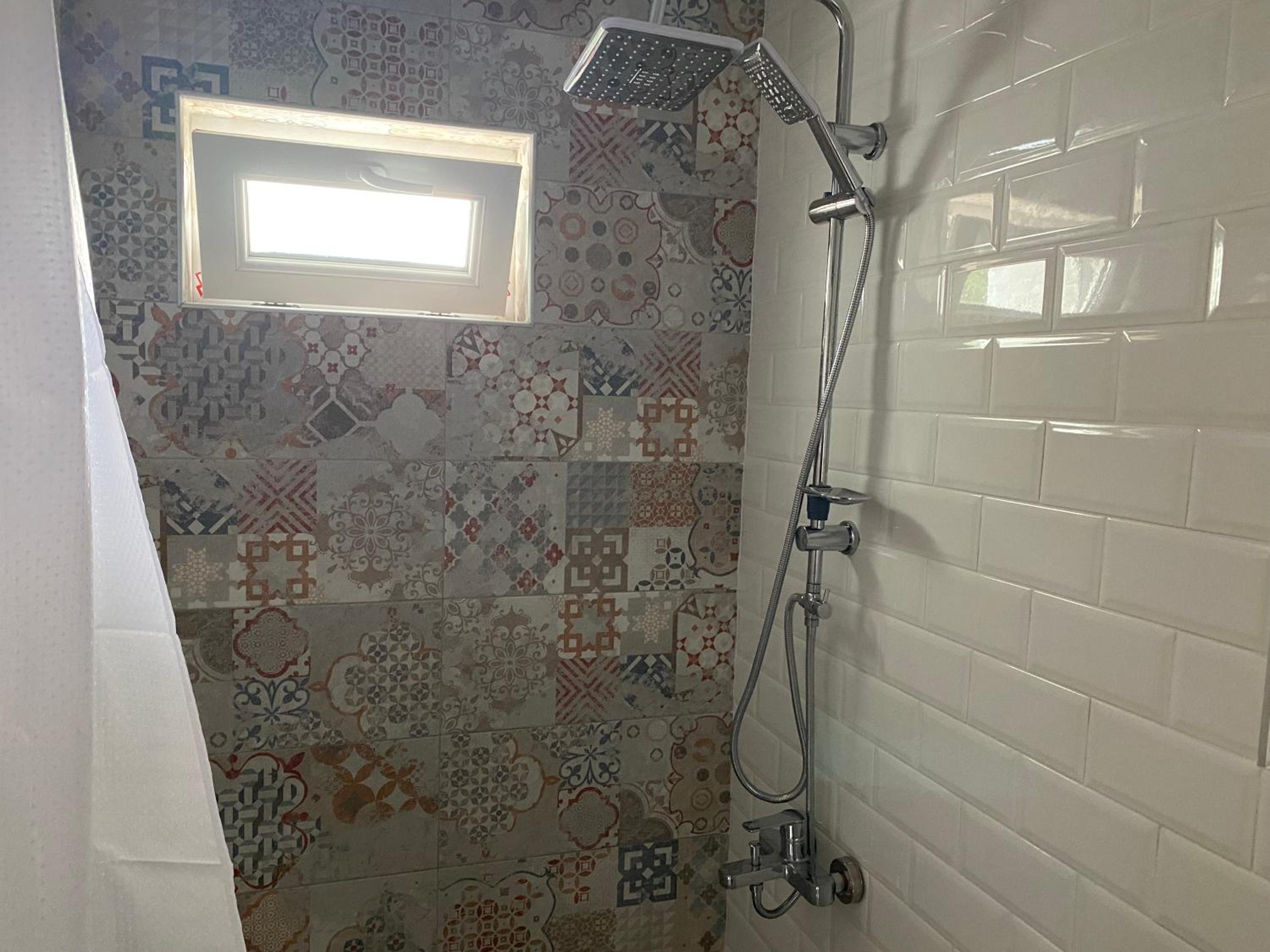 Double Room - Photo 5