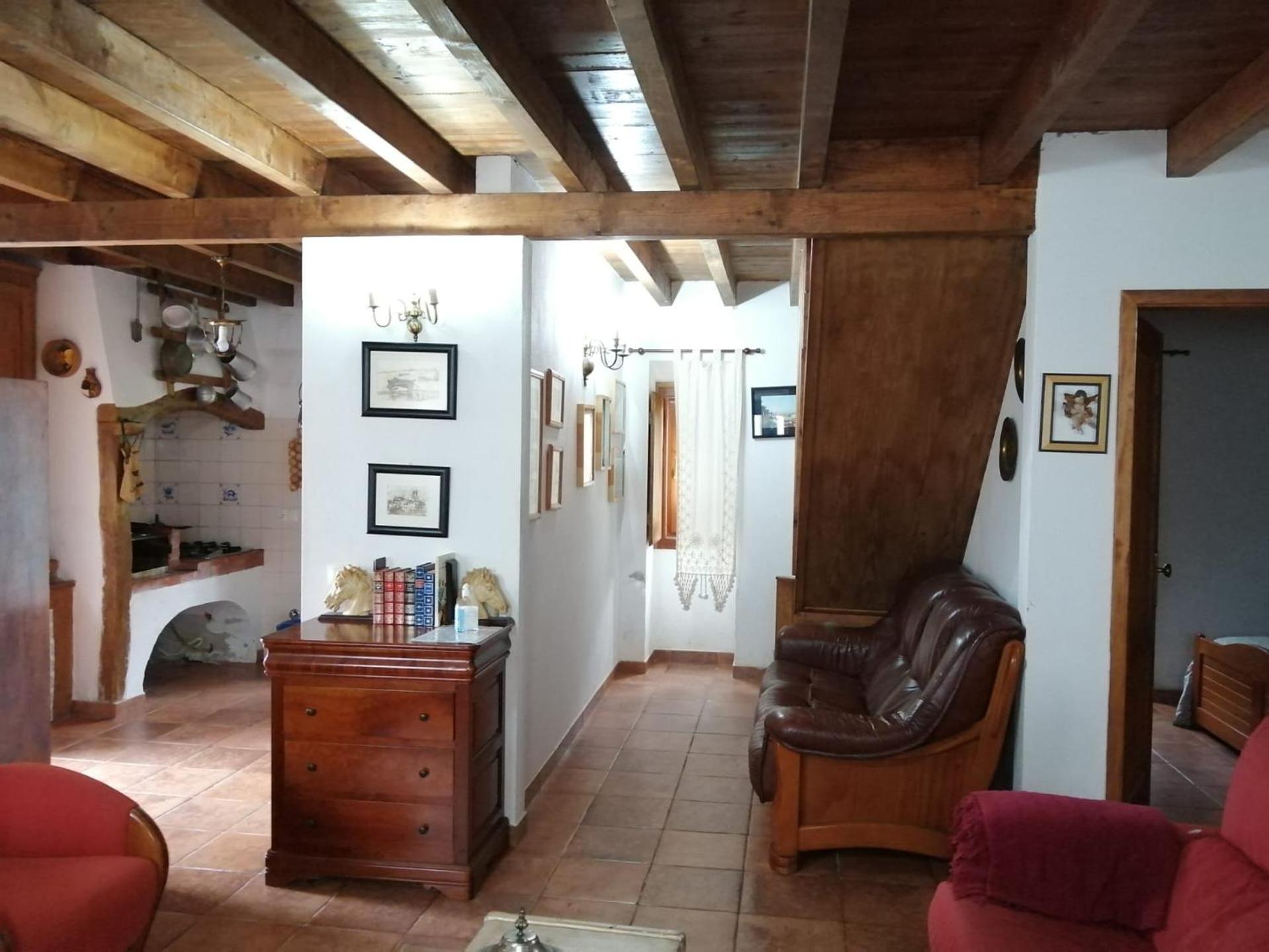 Three-Bedroom House photo 2