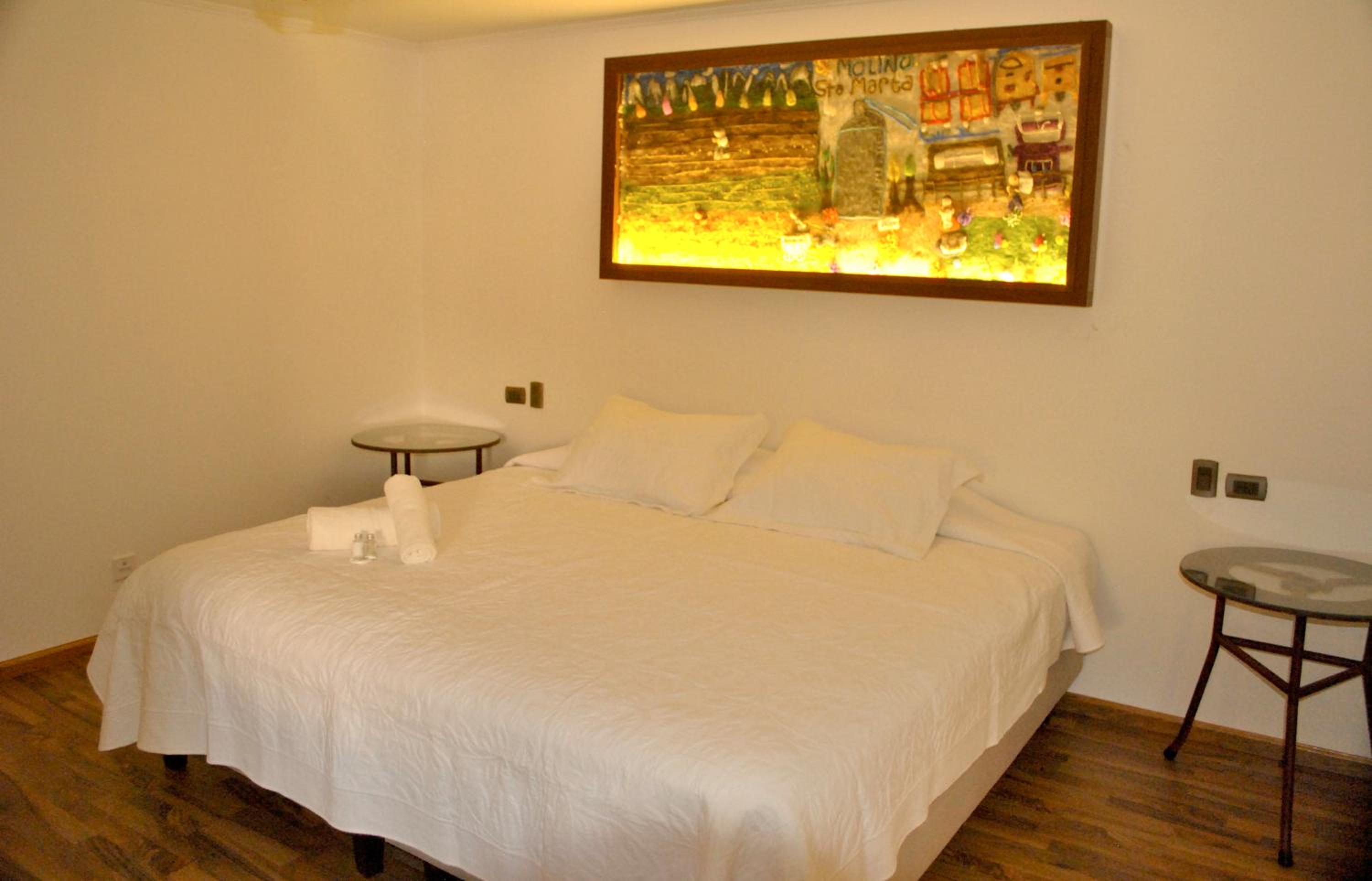 Deluxe Room (2 Adults + 1 Child) photo 2