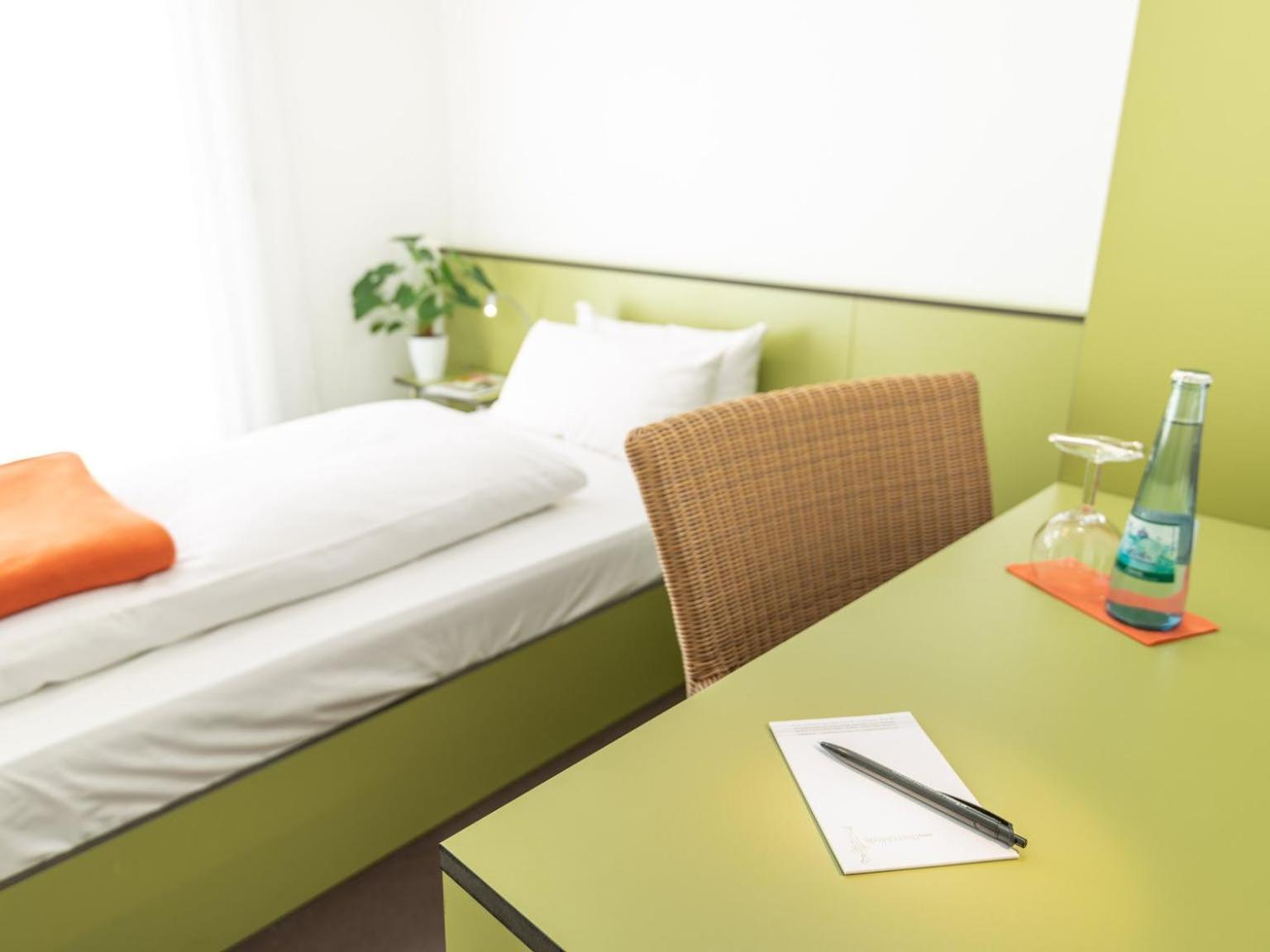 Single Room photo 3
