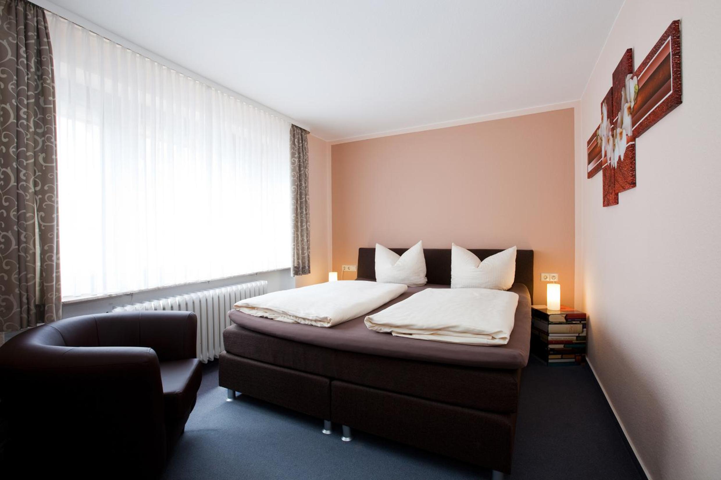 Double Room - Photo 13