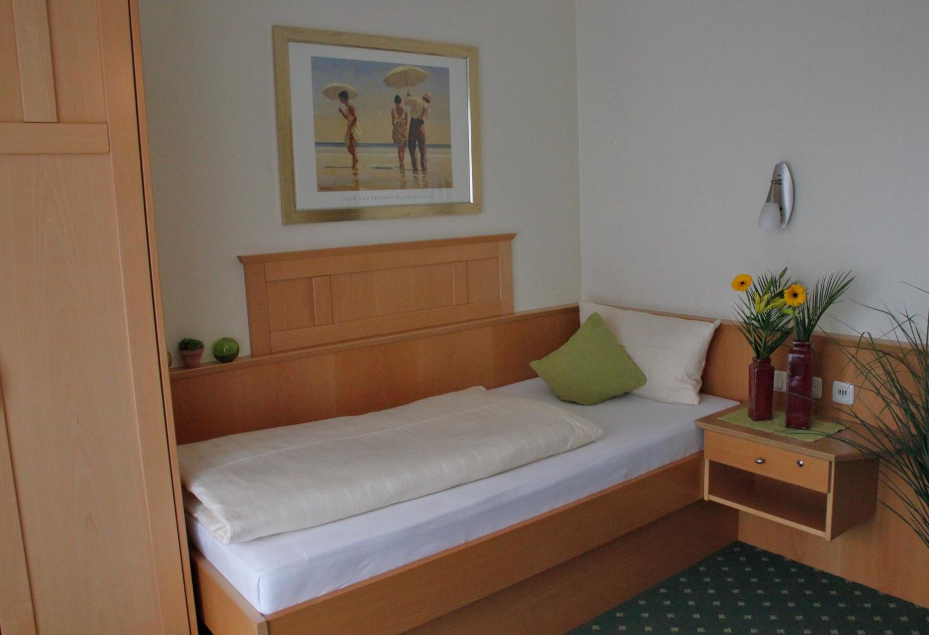 Standard Single Room with Balcony photo 3